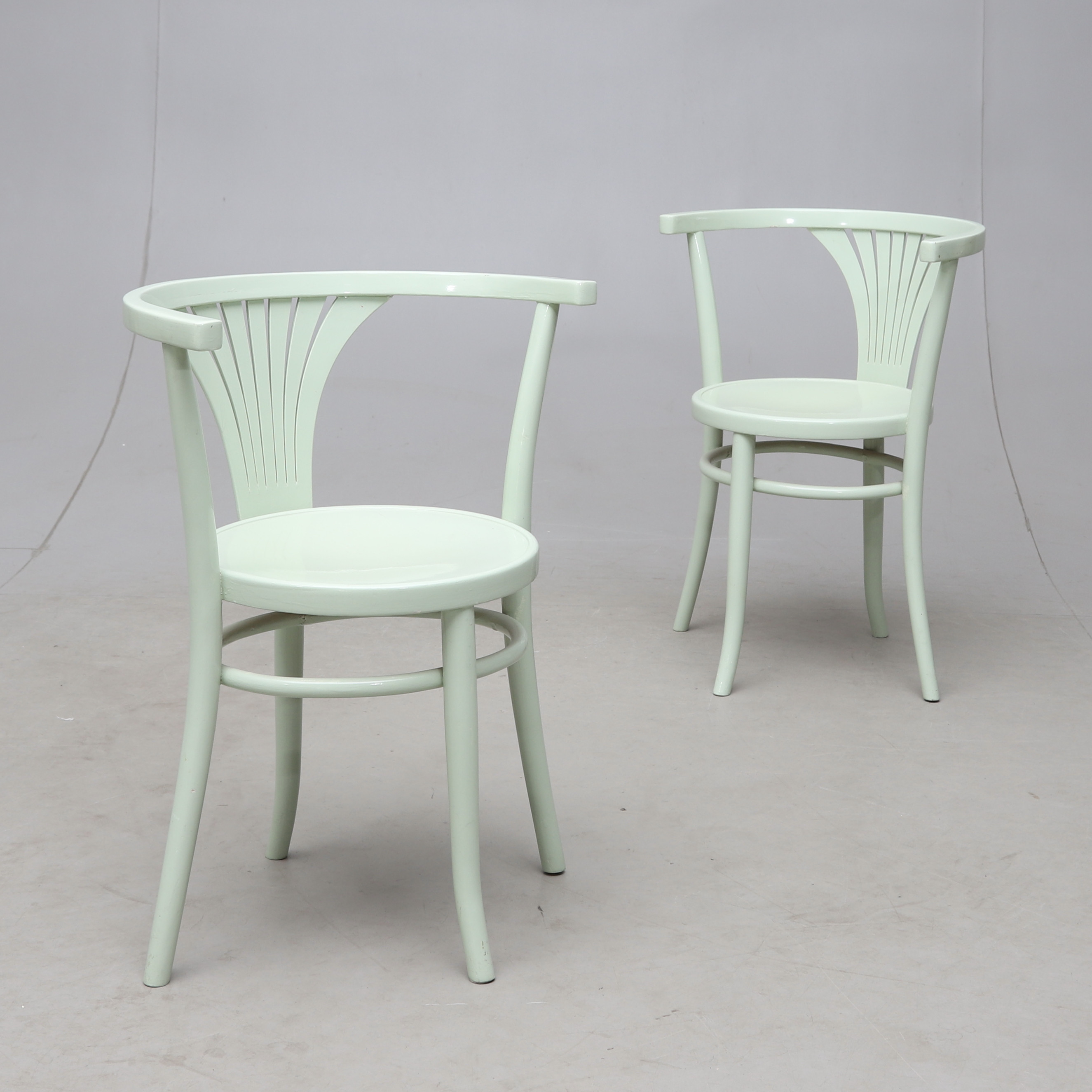 STOLAR, 2 st, trä, Thonet-Mundus, Tjeckoslovakien, tidigt 1900-tal.