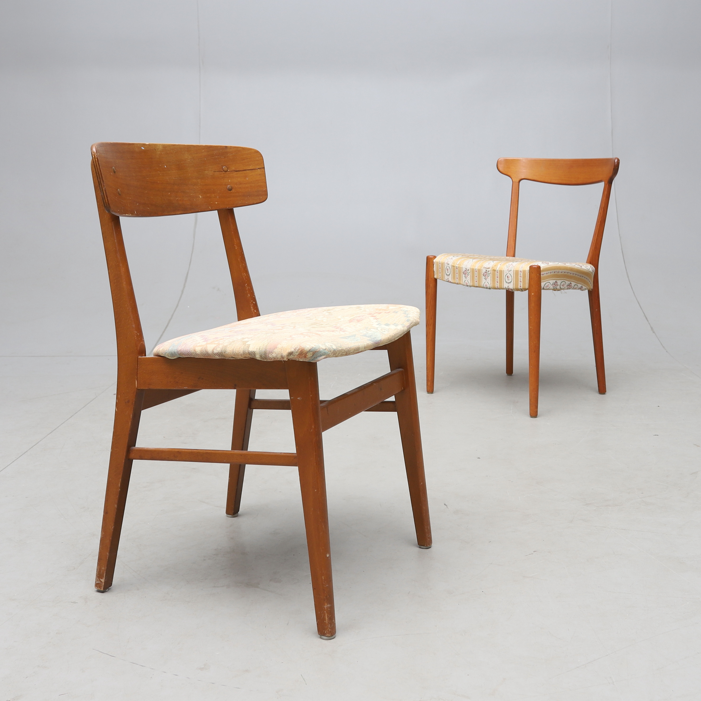 STOLAR, 2 st, teak, b.la. mod. 211, Farstrup, Danmark, 1950-/60-tal.