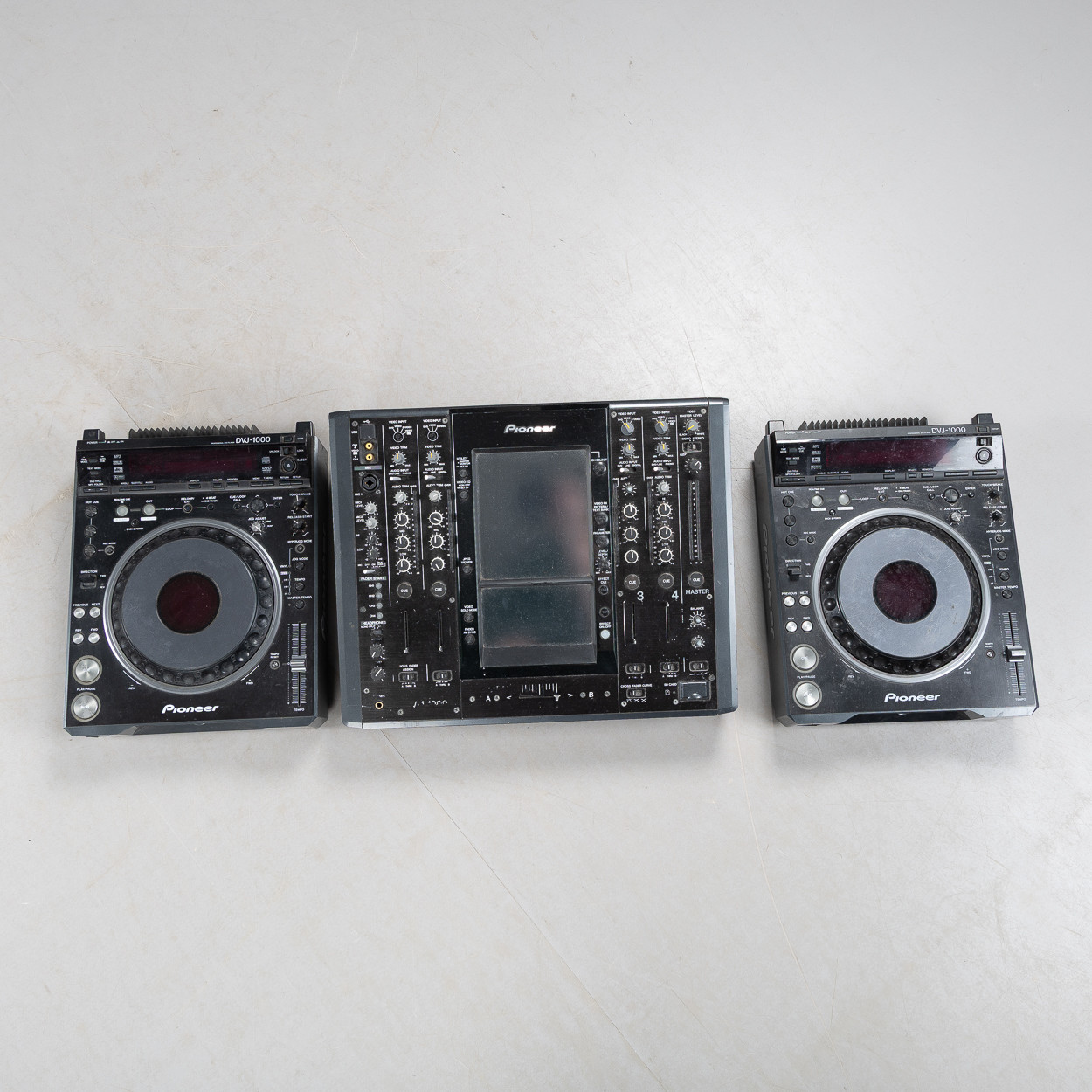 PIONEER, VDJ mixer, audio/video set.