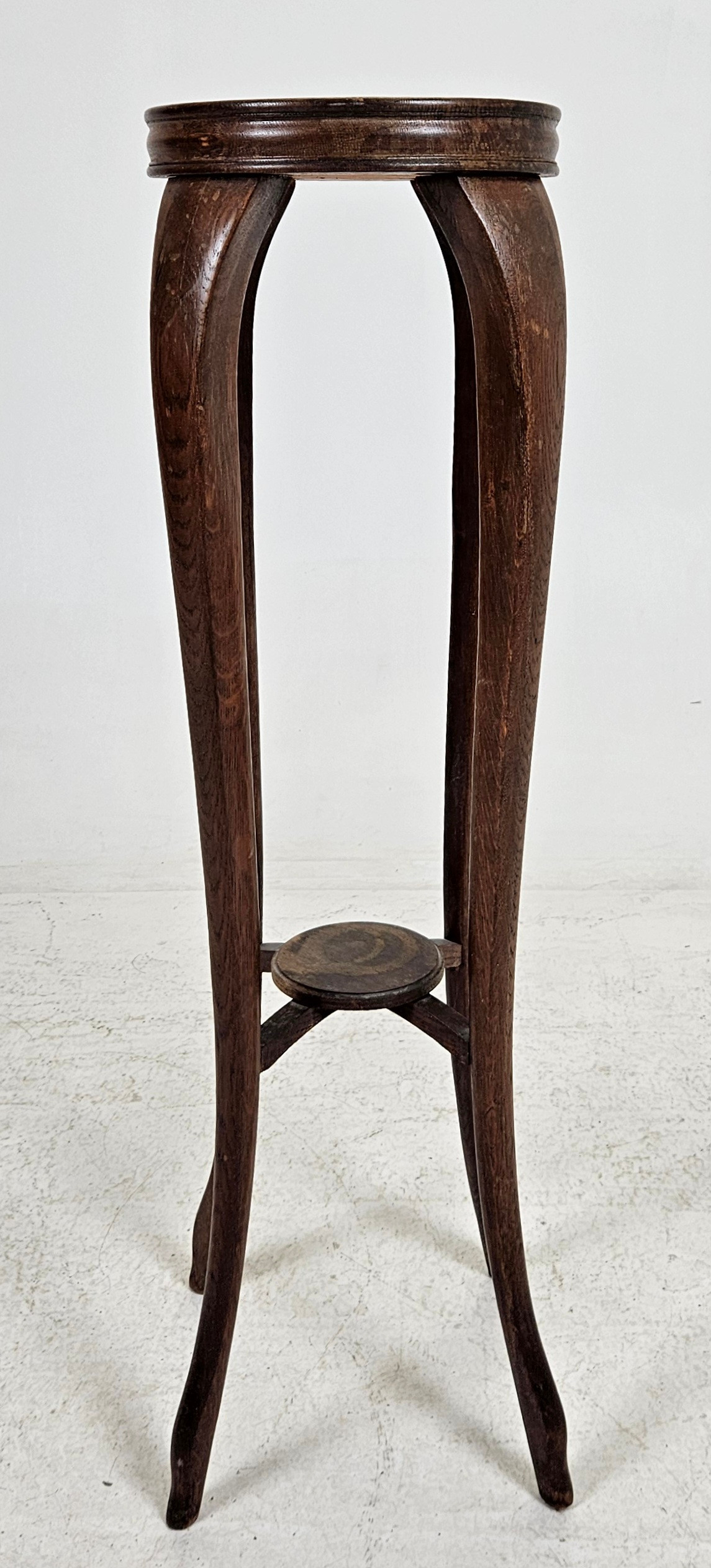 PIEDESTAL, 1900-talets första hälft.