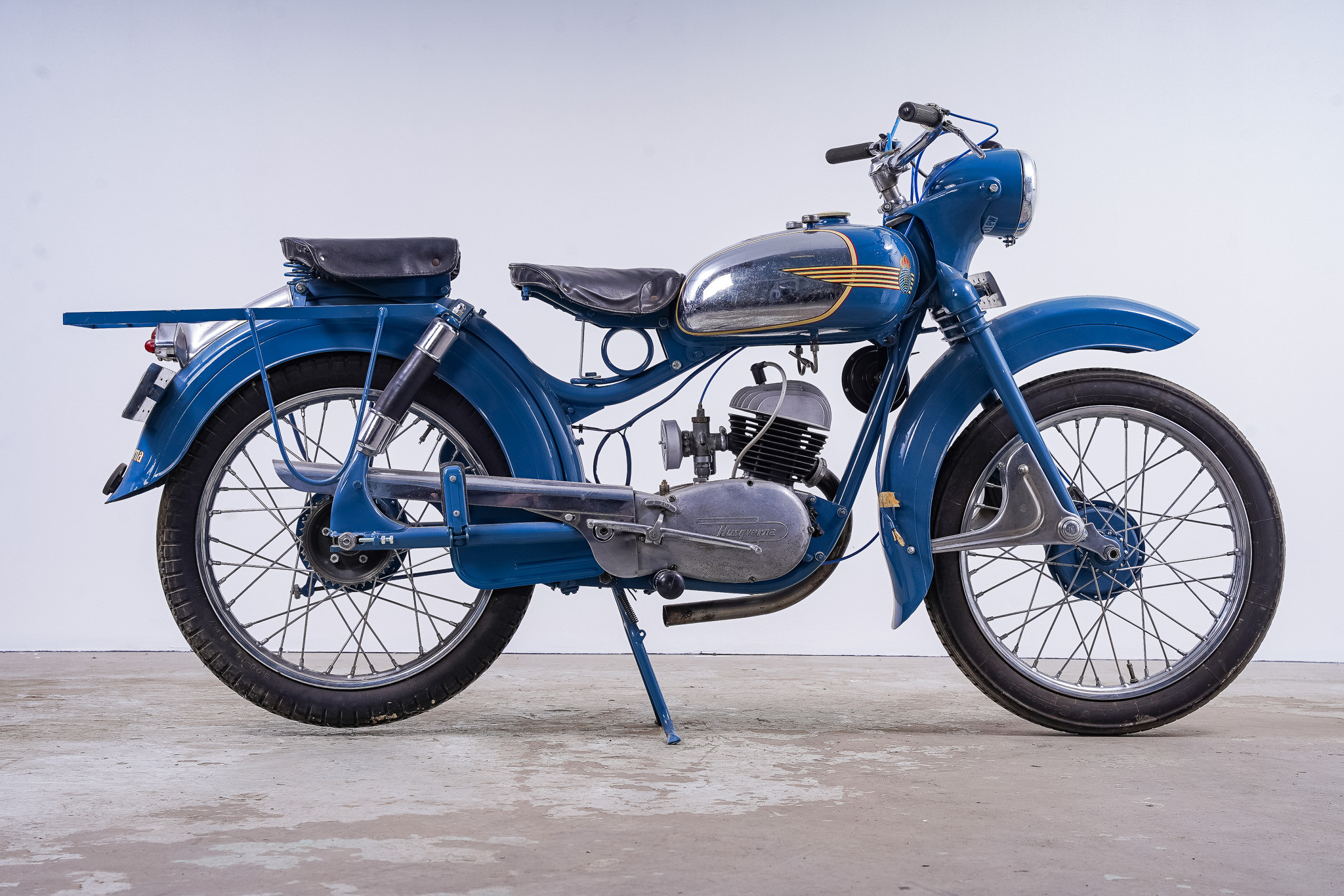 HUSQVARNA, modell 281 "Drömbågen", ca 1954, Sverige.