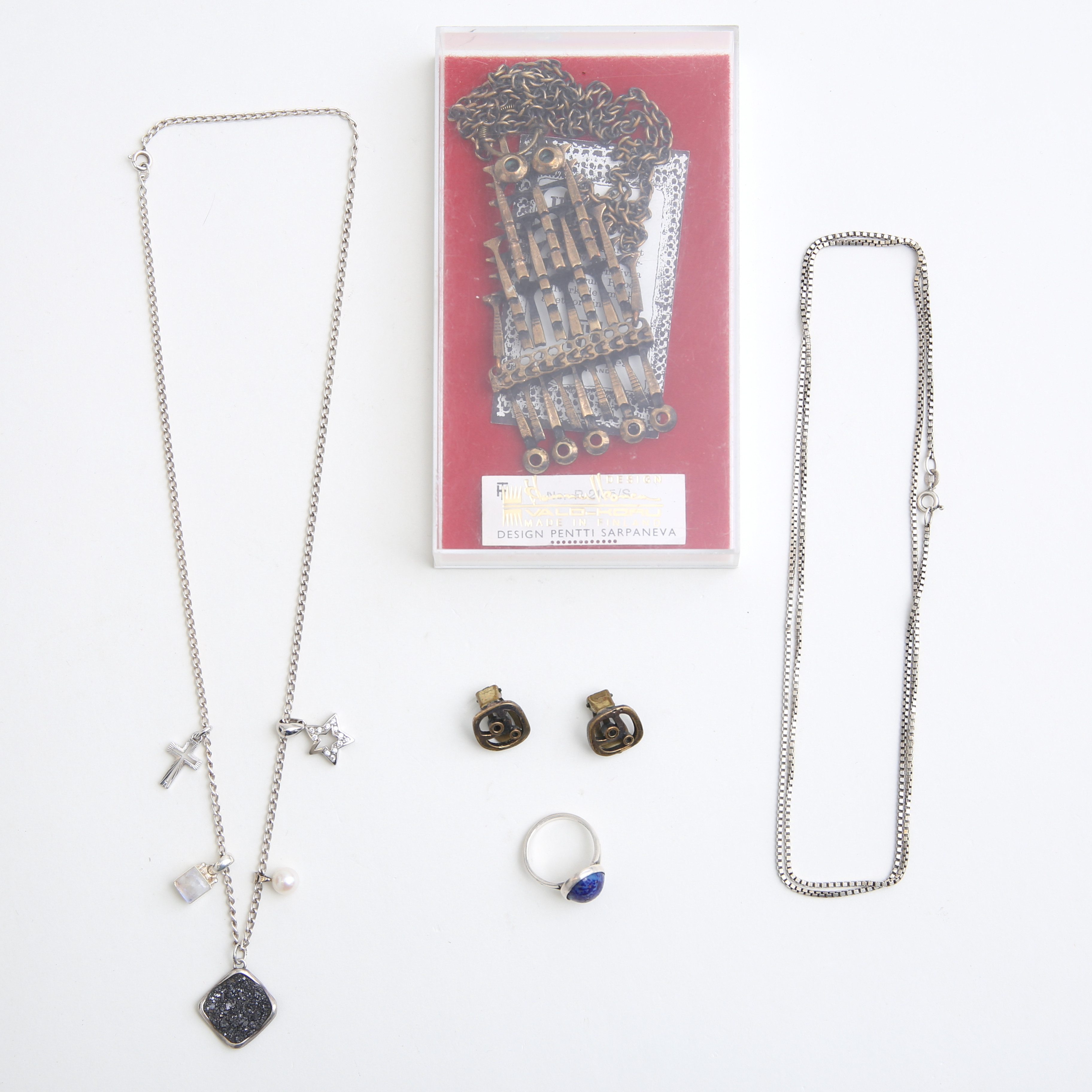 SMYCKEN, 5 delar, SILVER samt BRONS.