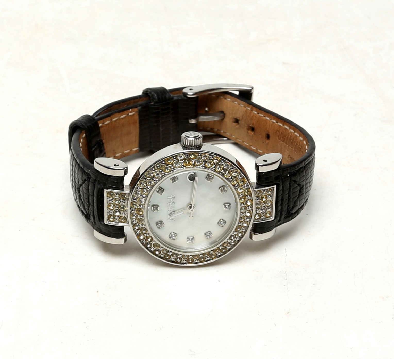 MICHAEL KORS. ARMBANDSUR.