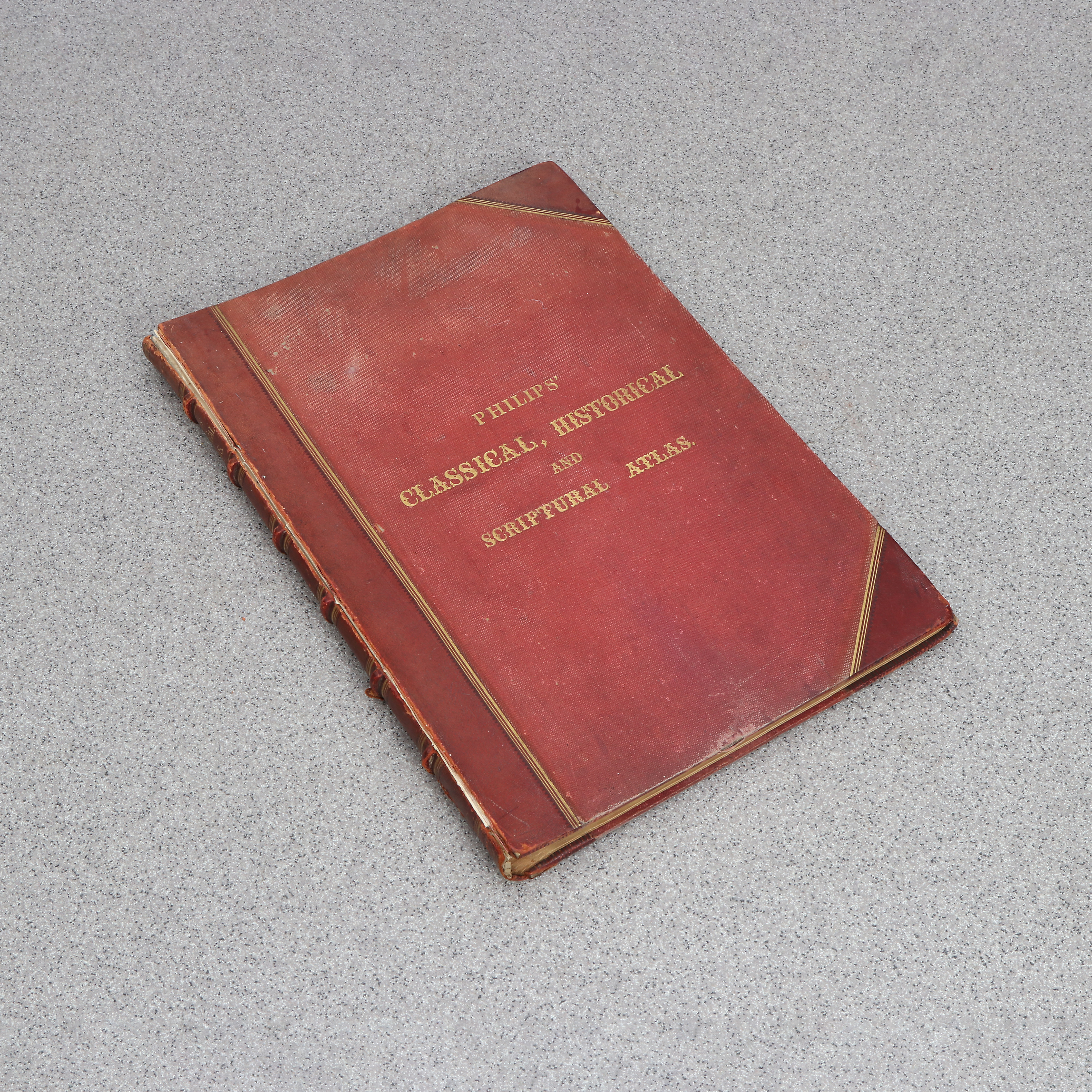 ATLAS. "Philips Classical, Historical and Scriptural Atlas". 1800-tal. Innehållande litograferade kartor.