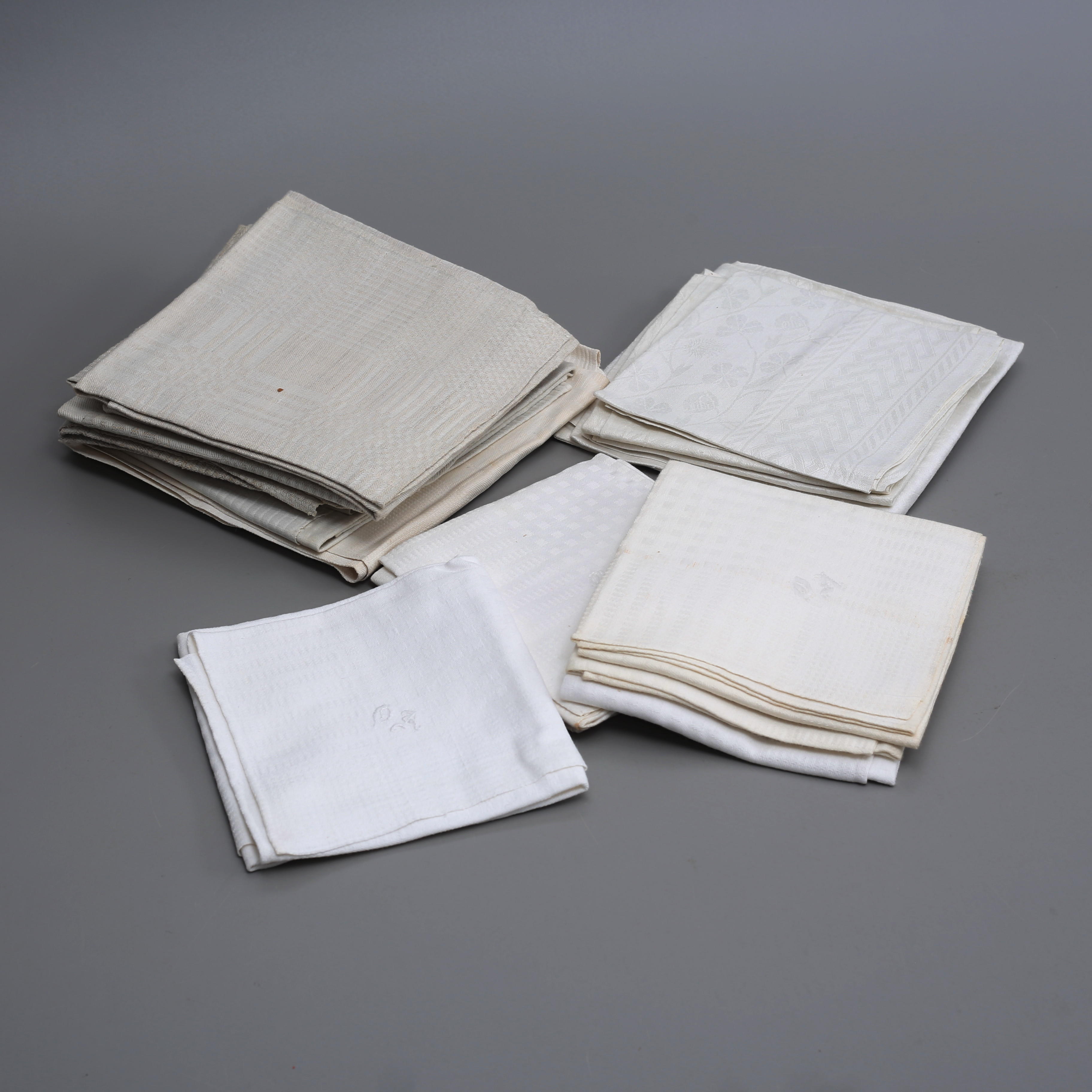 LINNE, parit, mestadels HANDDUKAR, 1900-tal.