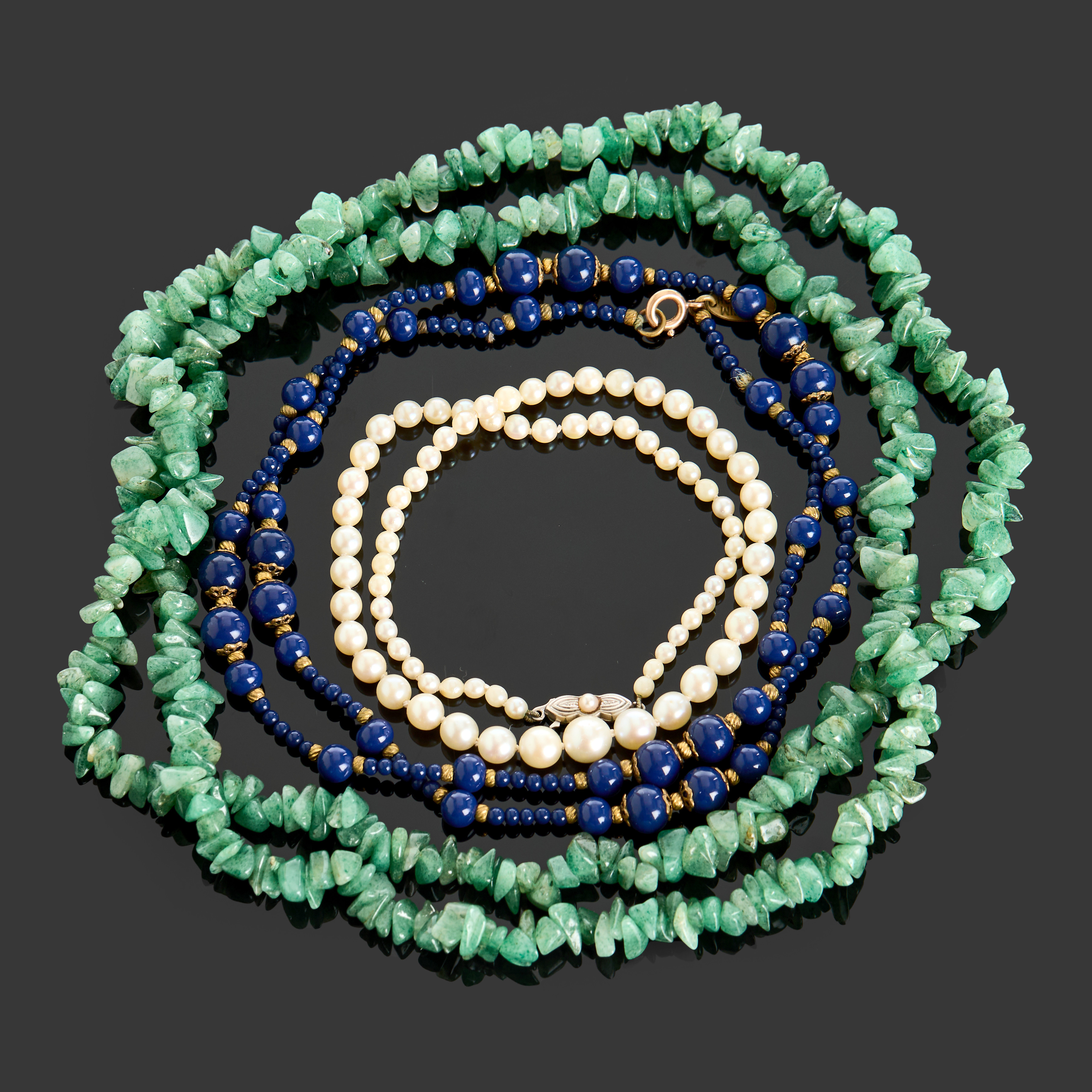 HALSBAND, 3 st, b la Miriam Haskell, glas, pärlor, aventurin kvarts.