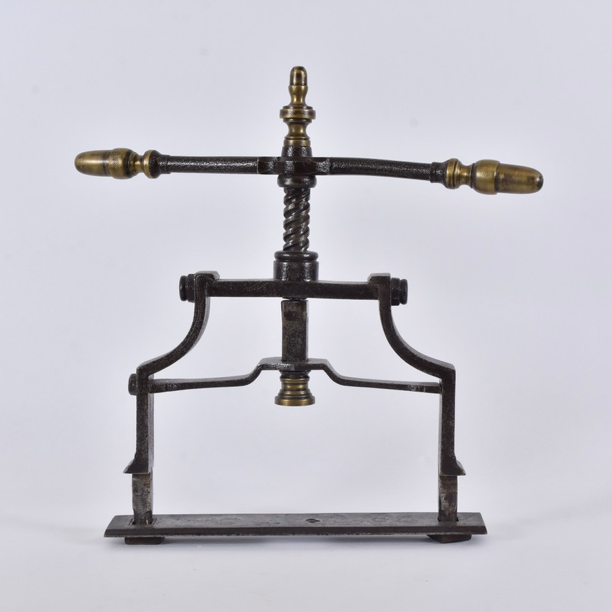 SIGILLPRESS, smide och mässing, Frankrike, 1800-talets 1 häldt.