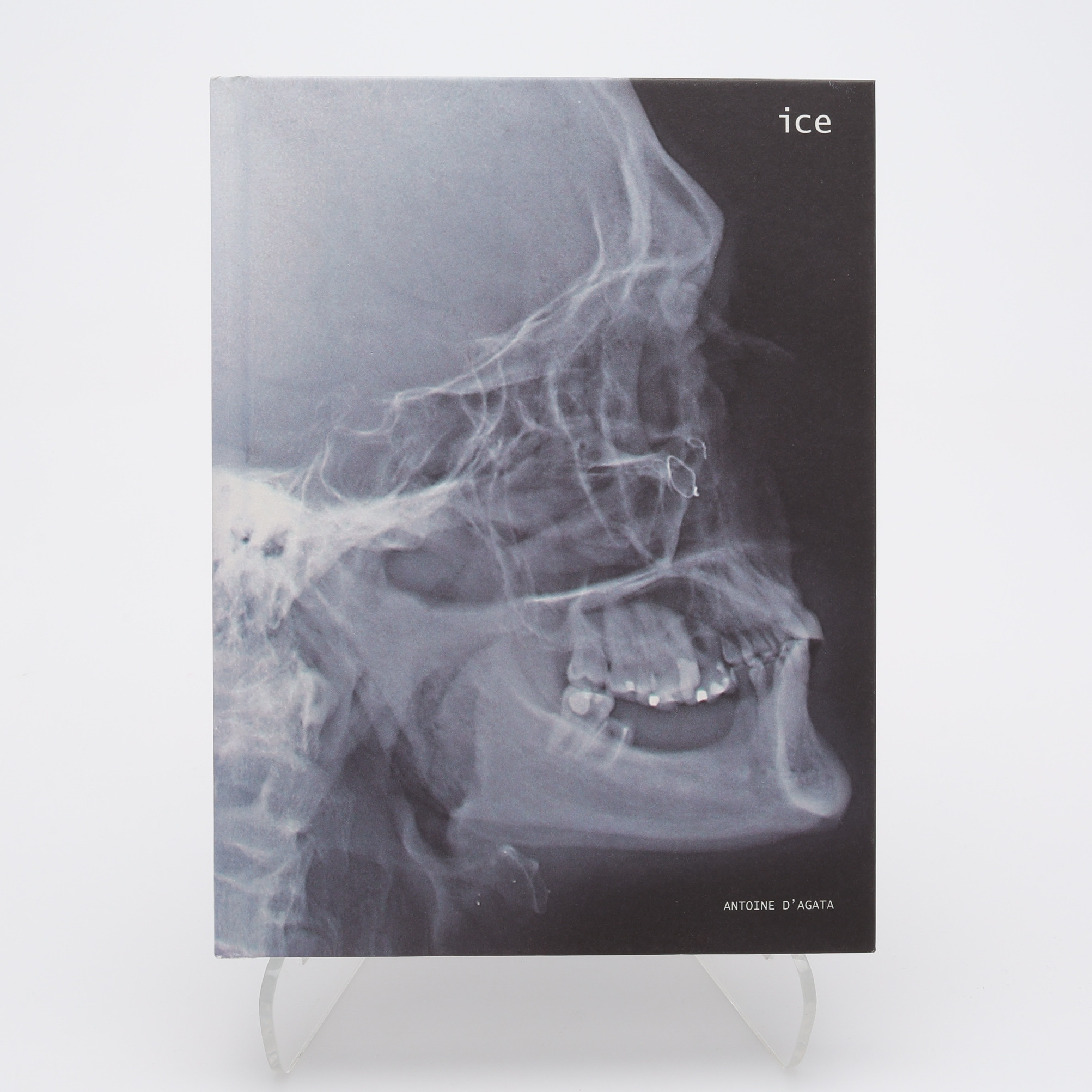 FOTO. DEN FRANSKE FOTOGRAFEN ANTOINE D'AGATAS "ICE" I FÖRSTA UPPLAGAN, 2012 - SIGNERAD.