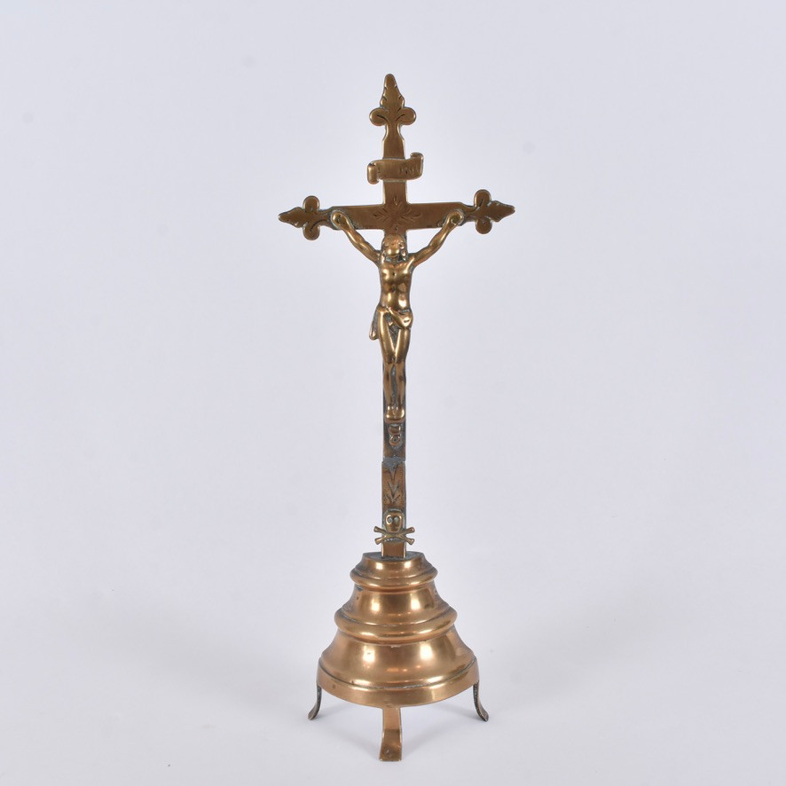 KRUCIFIX, mässing, antgaligen Frankrike, 1700-tak.