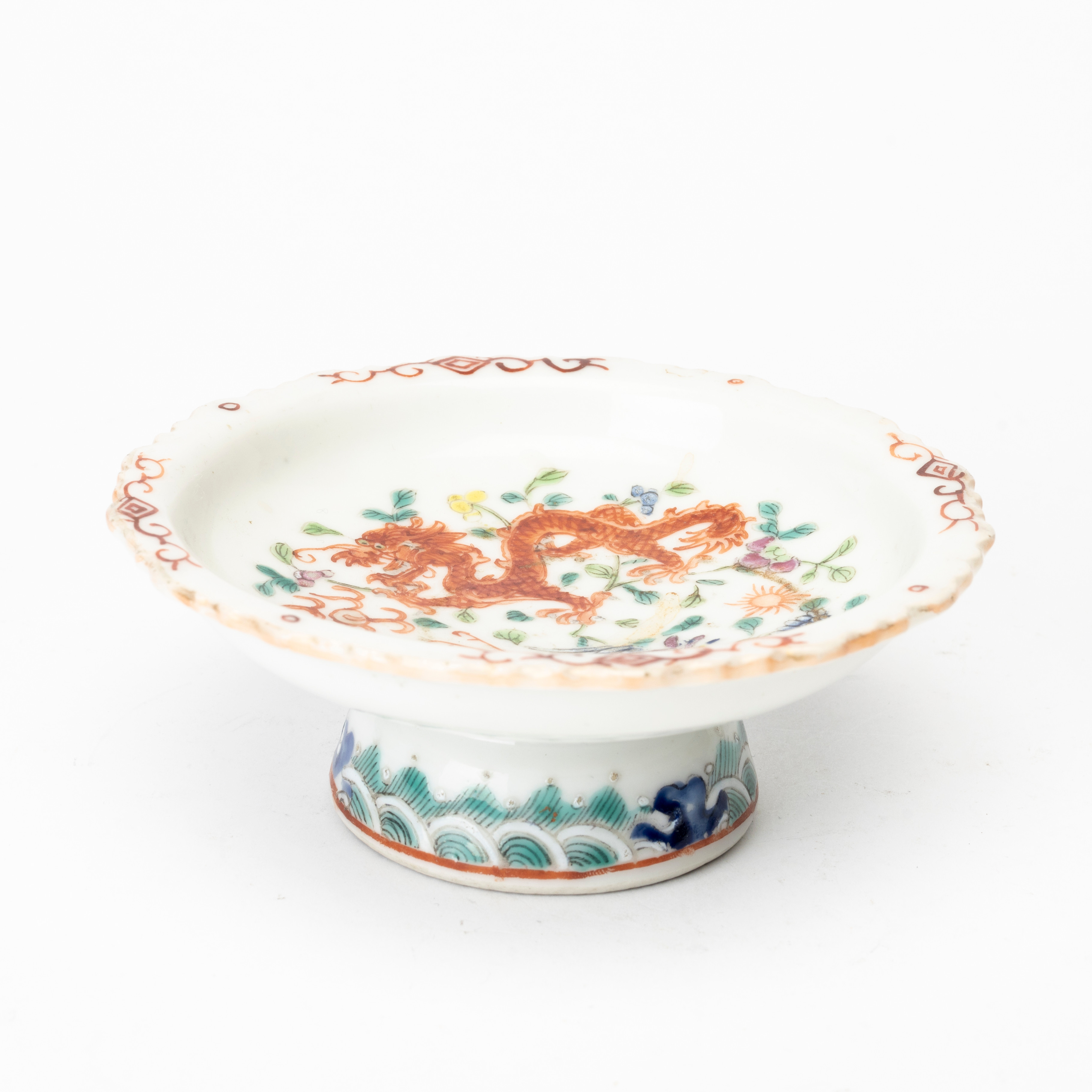 SKÅL PÅ FOT, porslin, Kina, 1800-talets andra hälft.