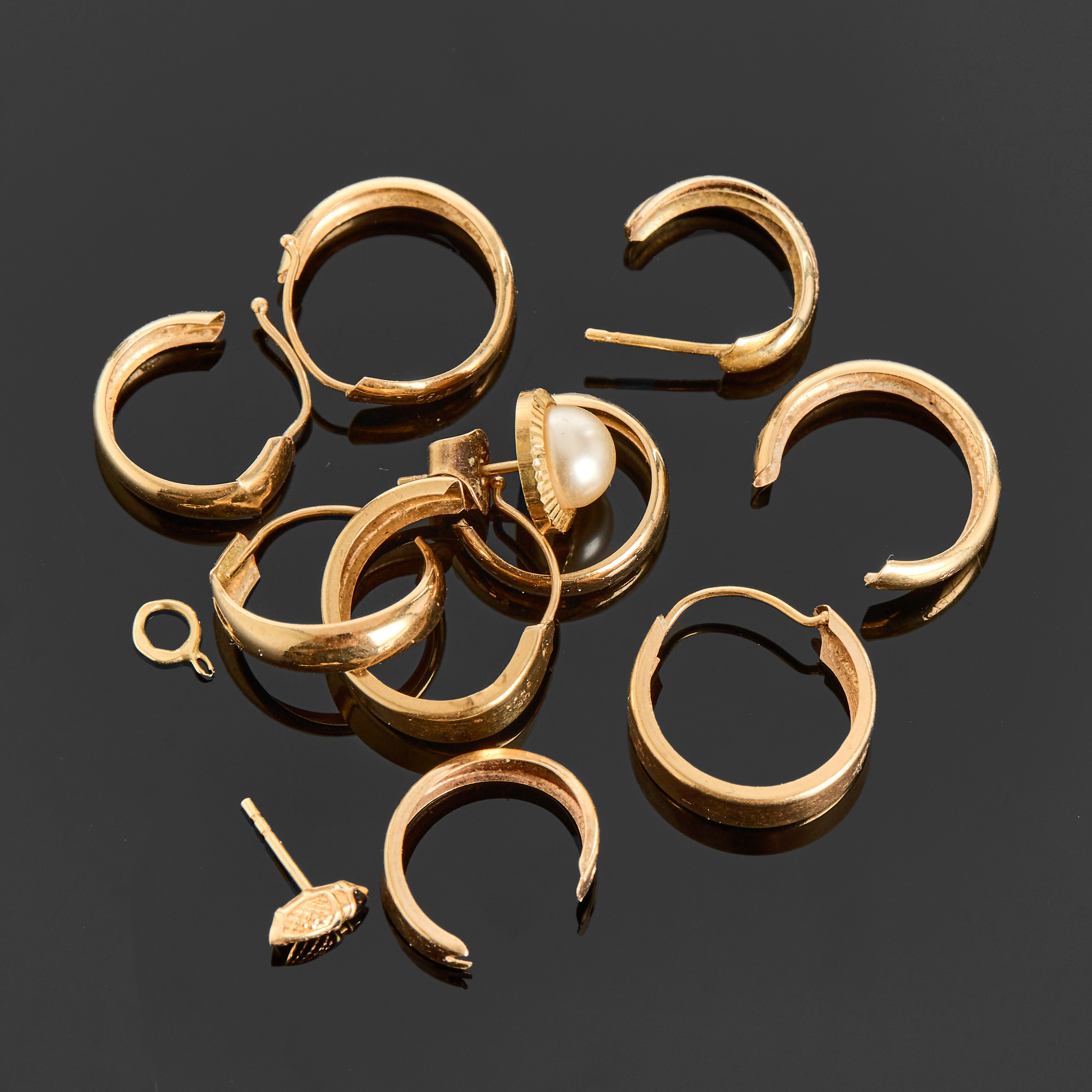 PARTI GULD, 12 delar, blandade delar mestadels örhängen.