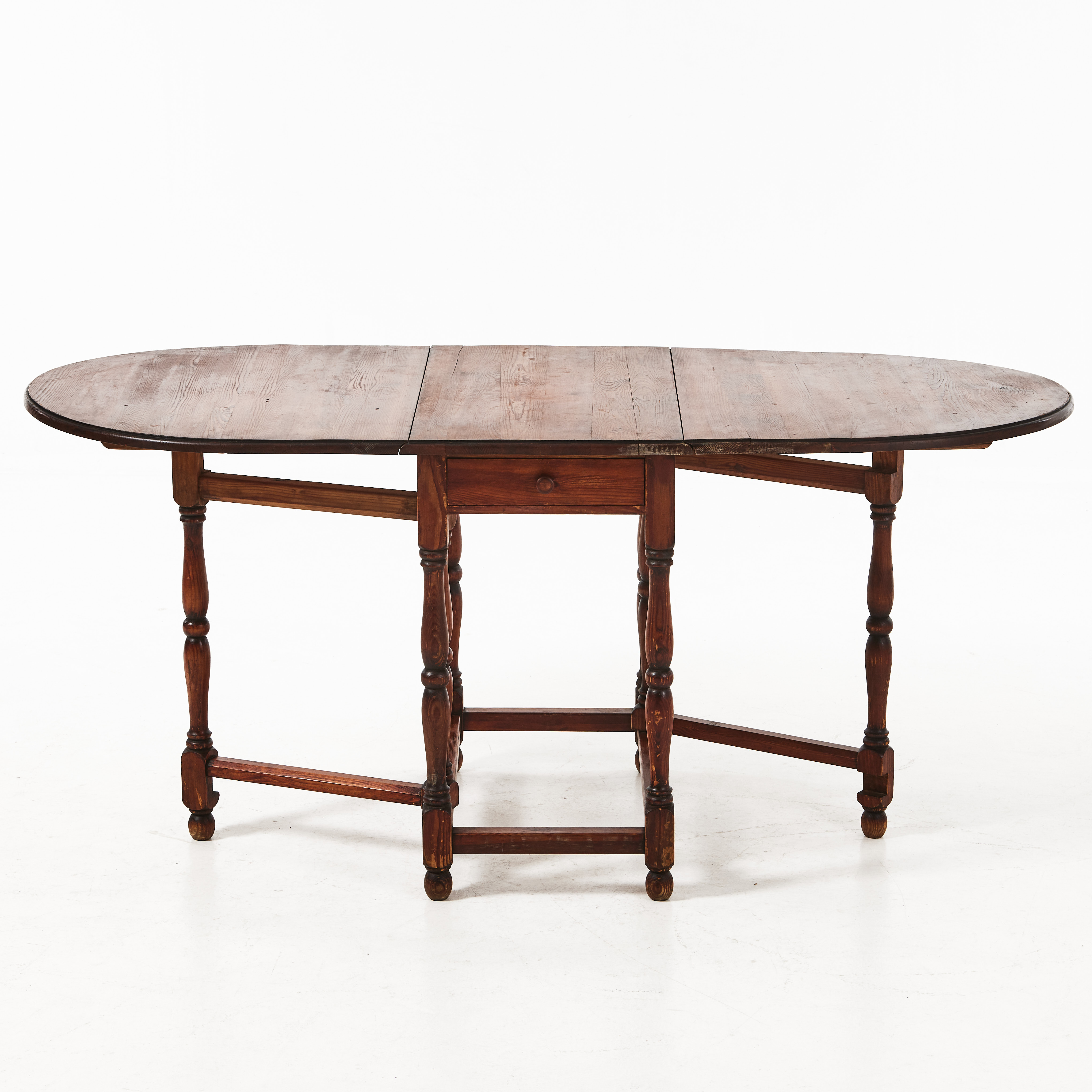 SLAGBORD, betsad furu, lådor i sarg, 1900-tal.