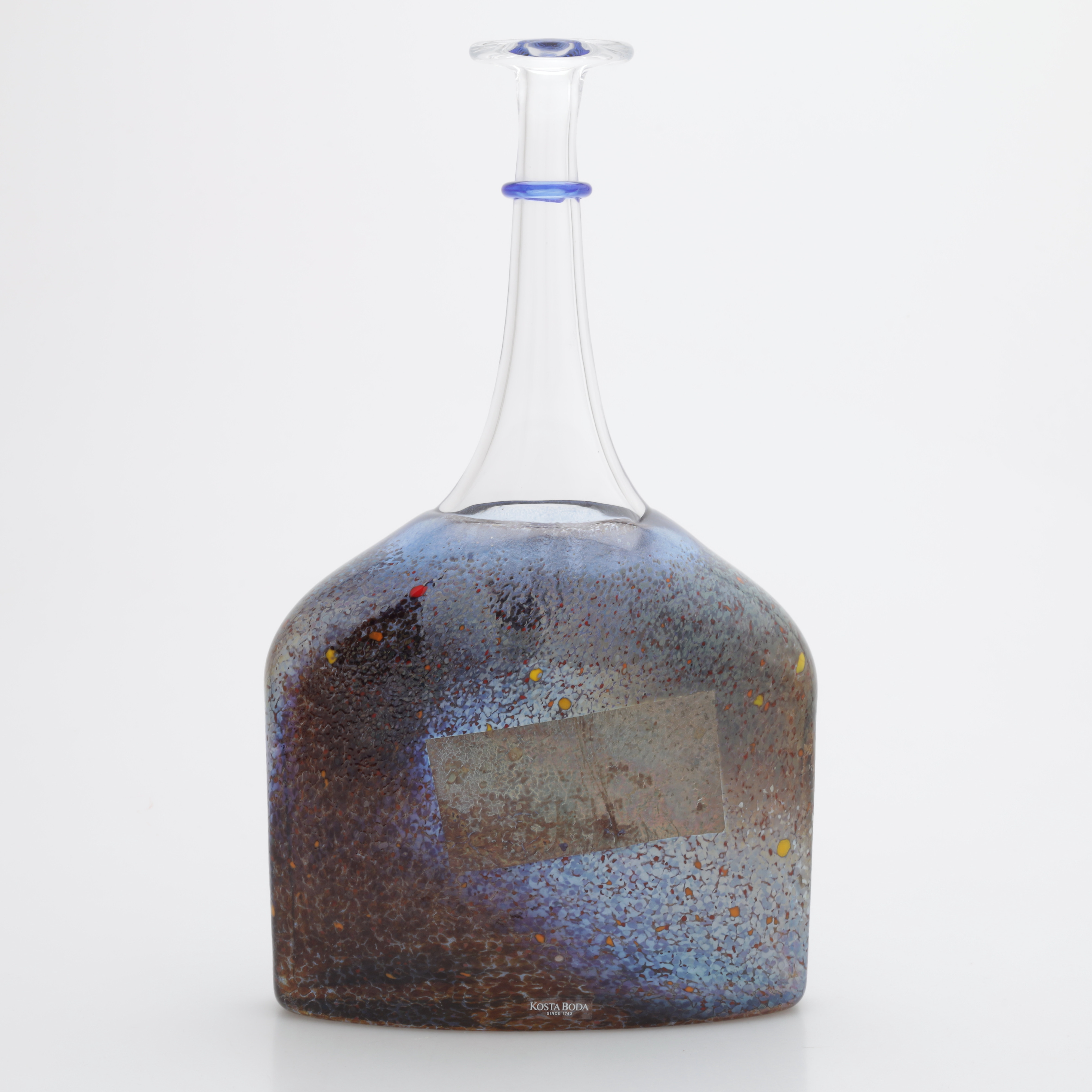 BERTIL VALLIEN. Vas/flaska, "Satellite", Kosta Boda, signerad.