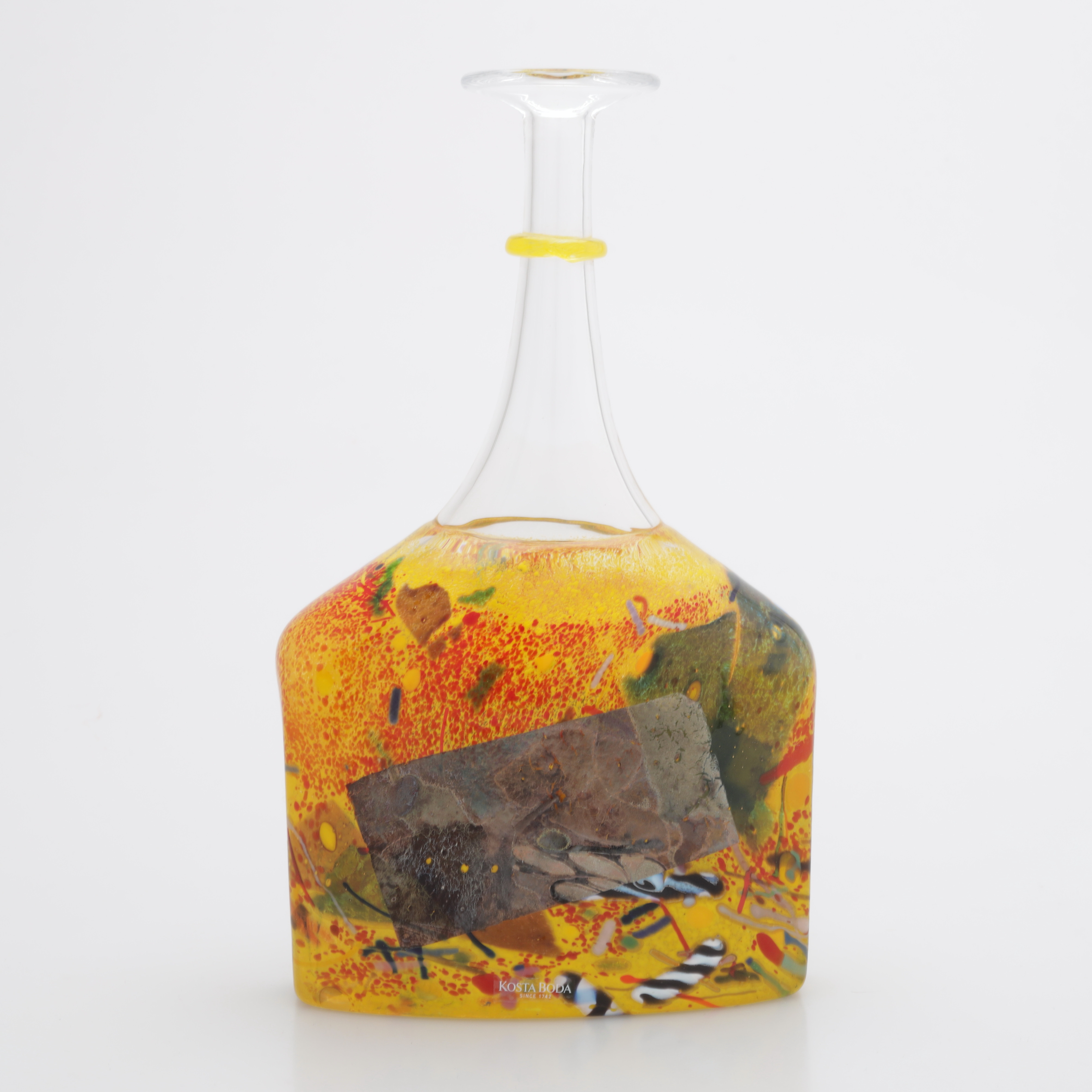 BERTIL VALLIEN. Vas/flaska, "Satellite", Kosta Boda, signerad.