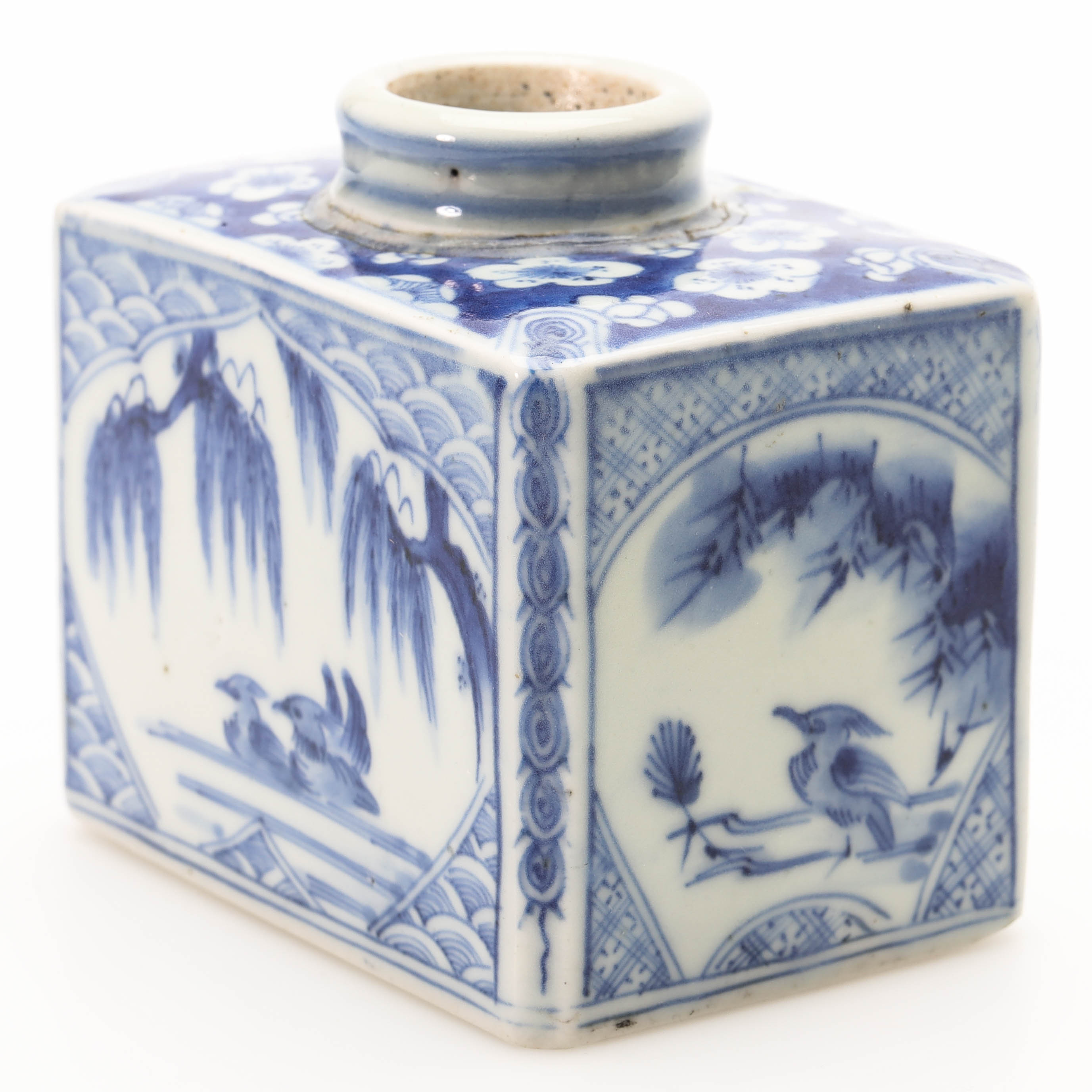 TEDOSA, porslin, underglasyr i blått, Kina, 1800-tal.