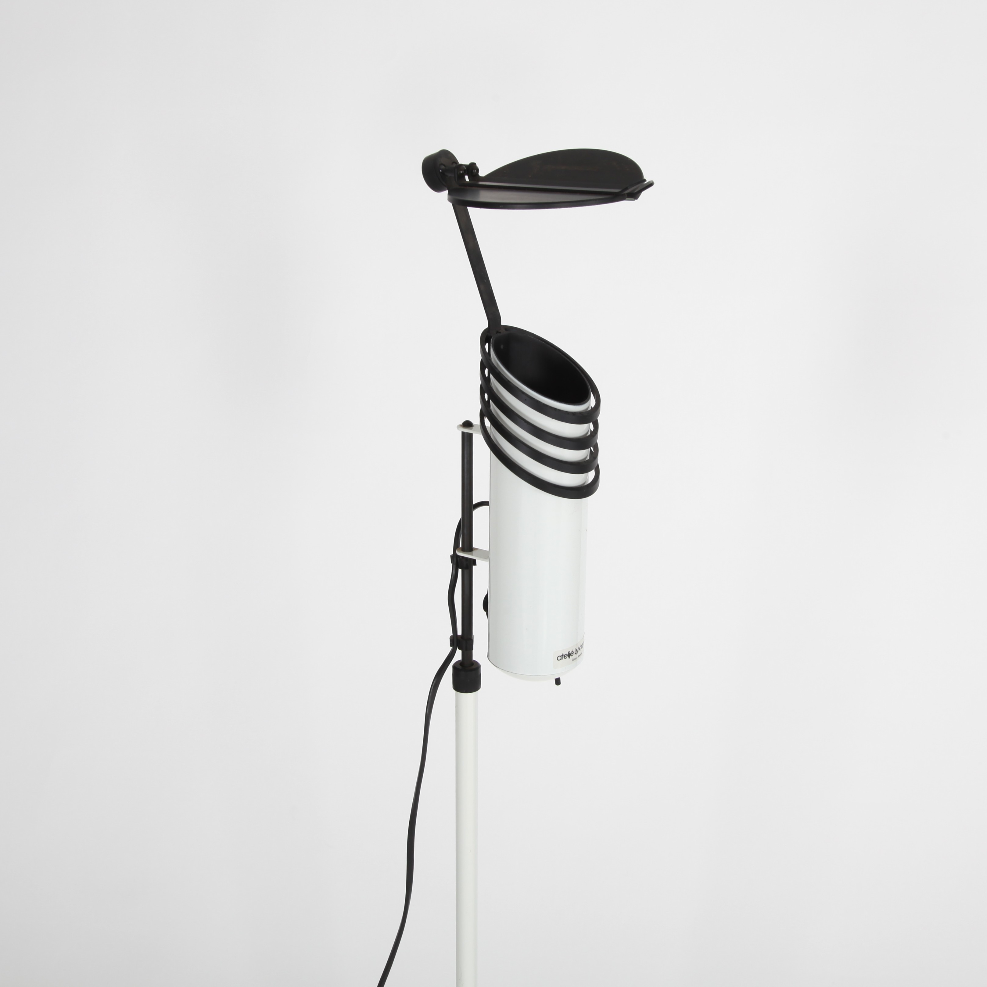 STIG AHLSTRÖM OCH CLAS KOCK. Golvlampa, "Skarabé", Ateljé Lyktan, 1980-tal.