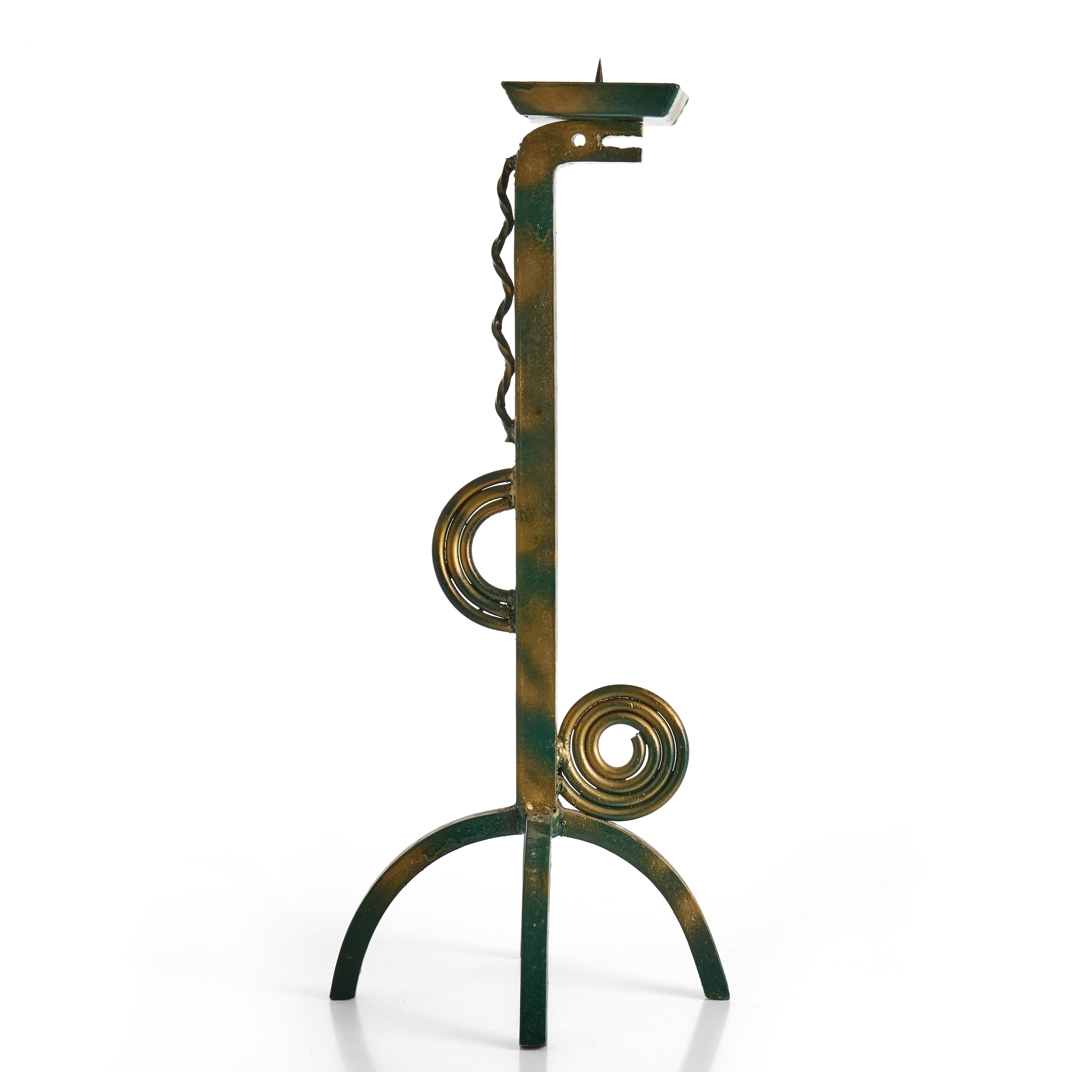 CARL-EINAR BORGSTRÖM. Ljusstake, lackerat järn, i form av drake, 1930-tal.