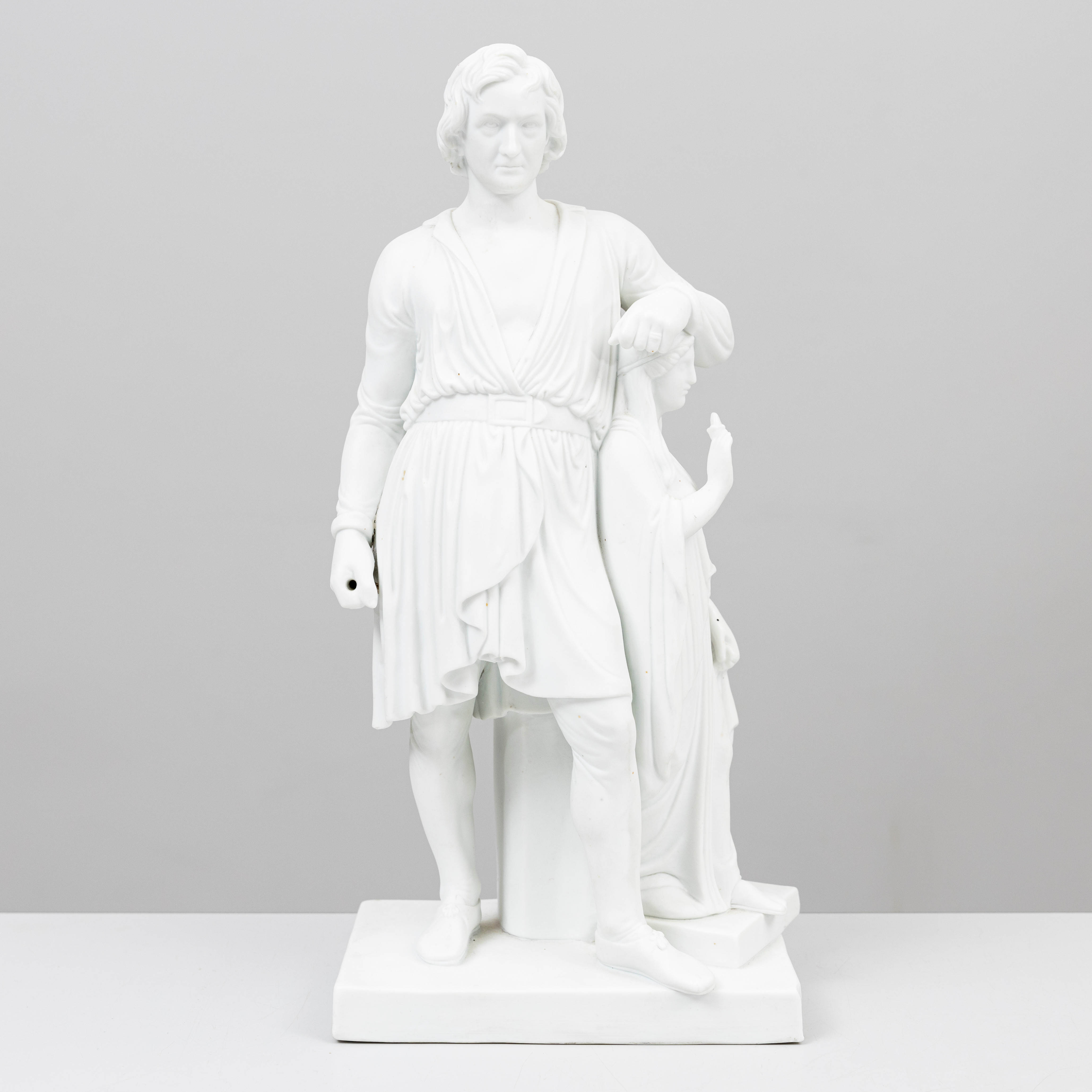 BERTEL THORVALDSEN (1770-1844). EFTER. Figurin, parian, "Thorvaldsen stödjer sig på Hoppet", Eneret / Bing & Gröndahl, Danmark, sent 1800-tal.