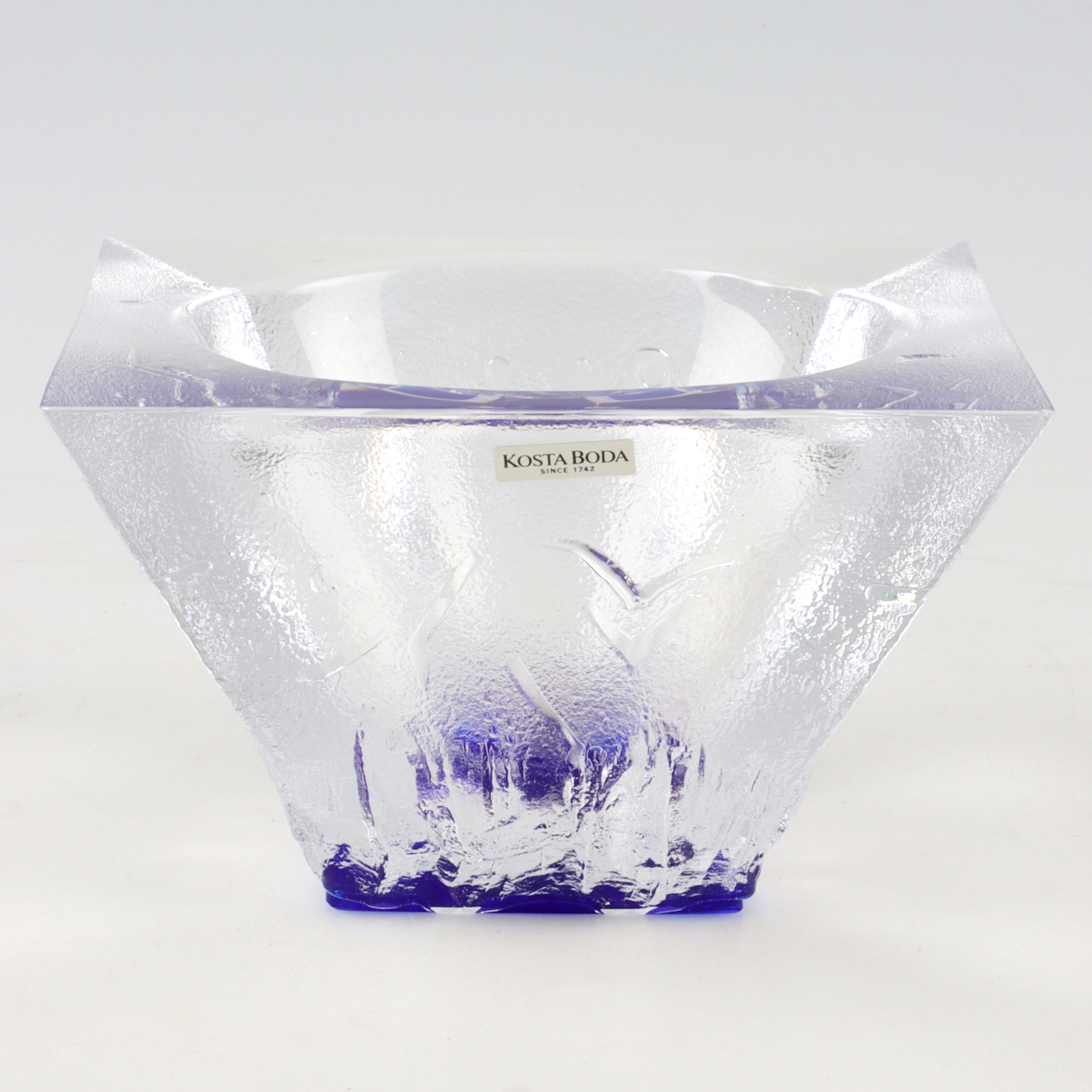 BERTIL VALLIEN. Skål, glas, Bertil Vallien, Kosta Boda, 1900-talets andra hälft.