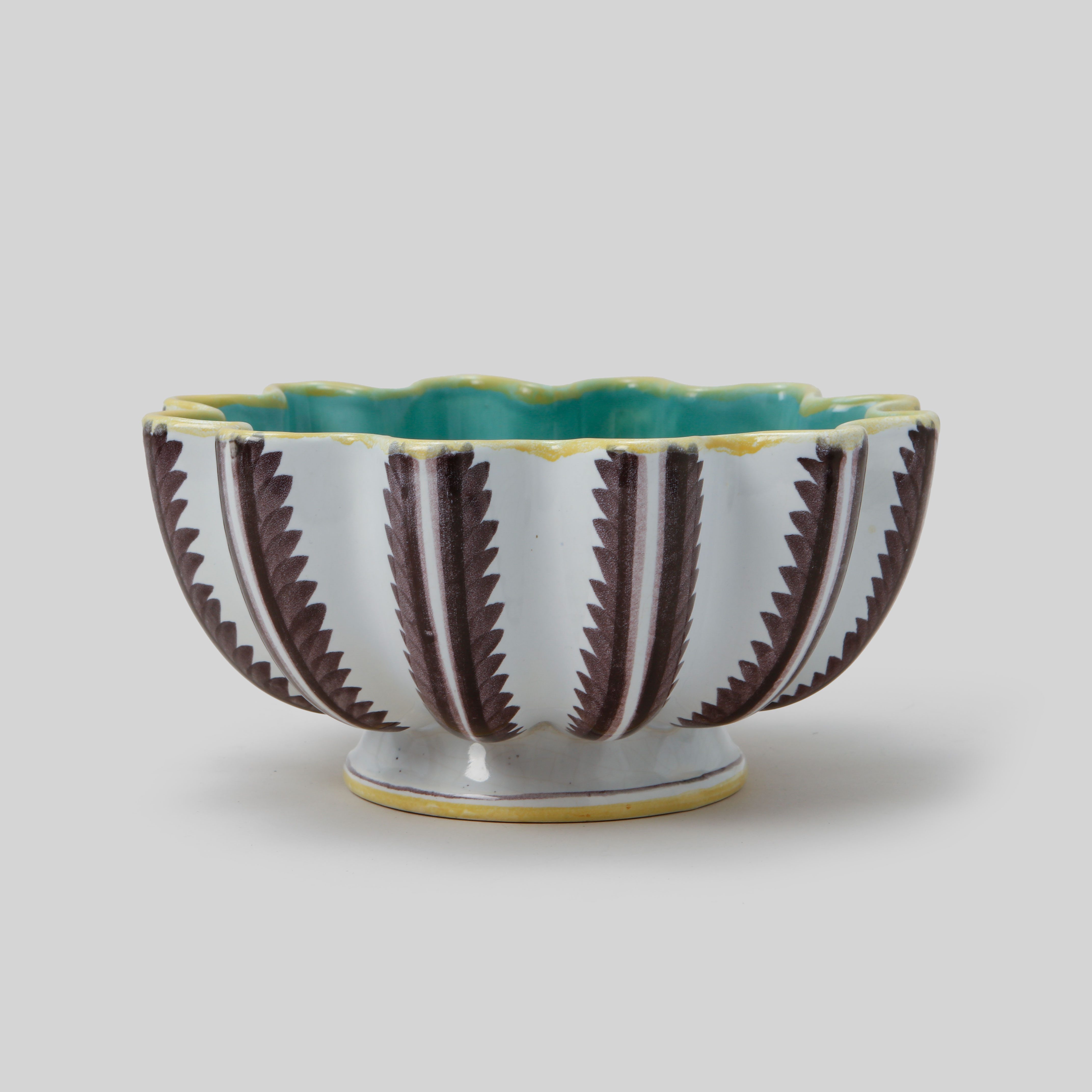 ARTHUR PERCY. Skål, nr 60, lergods, Gefle.