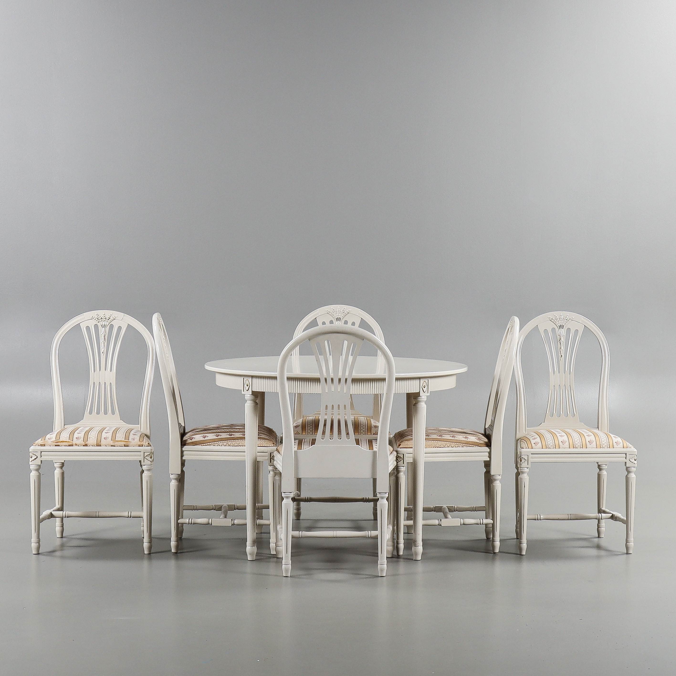 MATSALSMÖBEL Gustaviansk stil 1900-talets mitt.