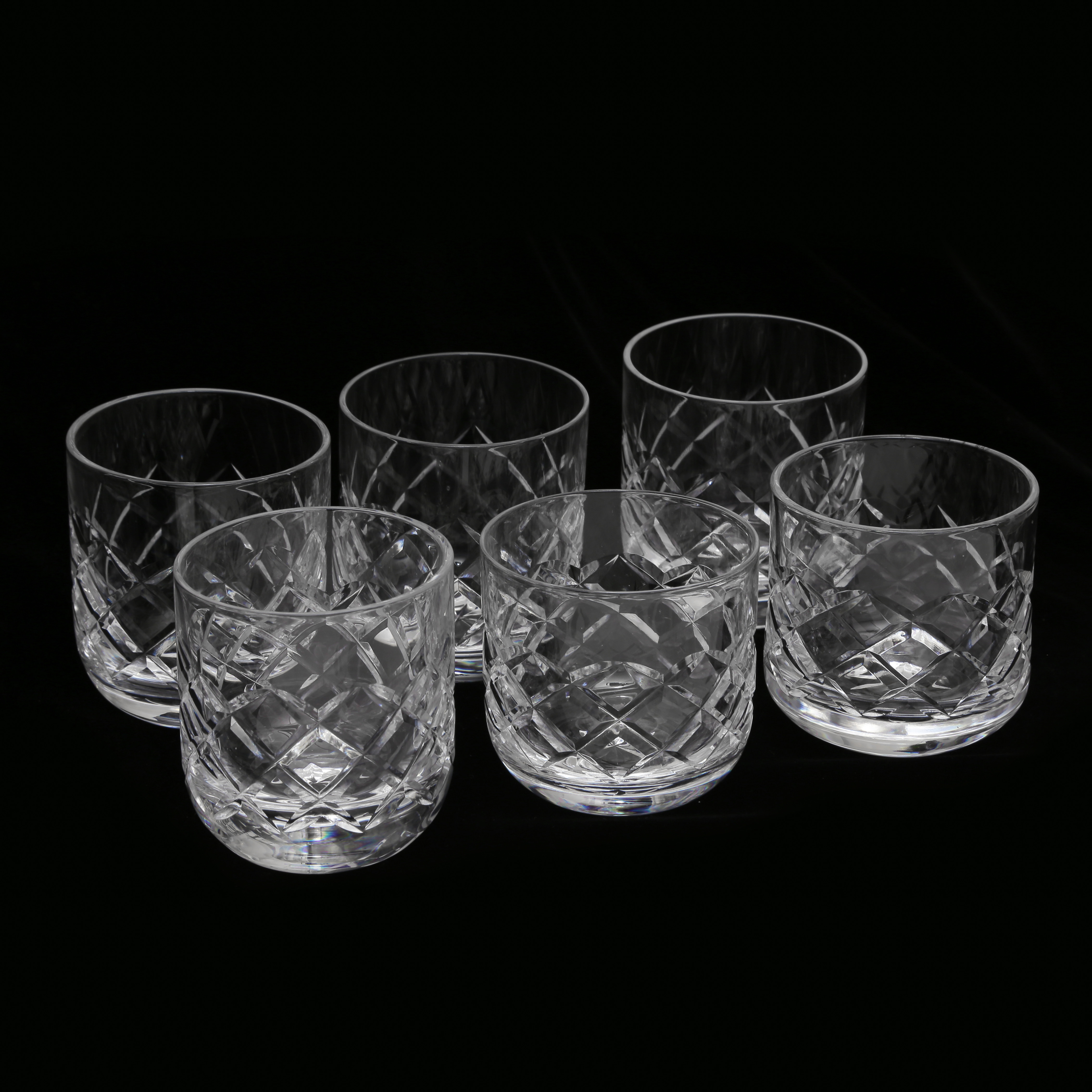 6 WHISKEYGLAS, SLIPAD DEKOR, 1900-TAL.