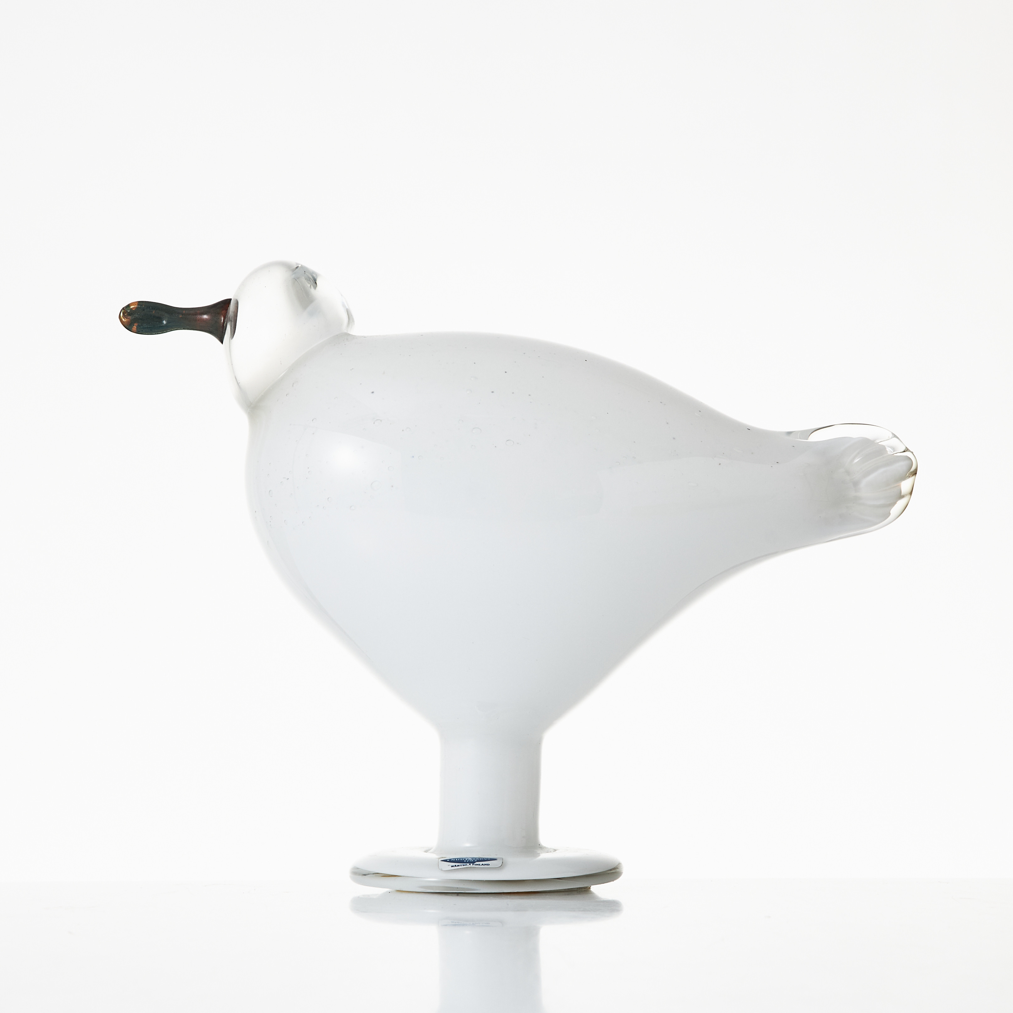 OIVA TOIKKA. Fågel, glas, signerad, Nuutajärvi, Finland.
