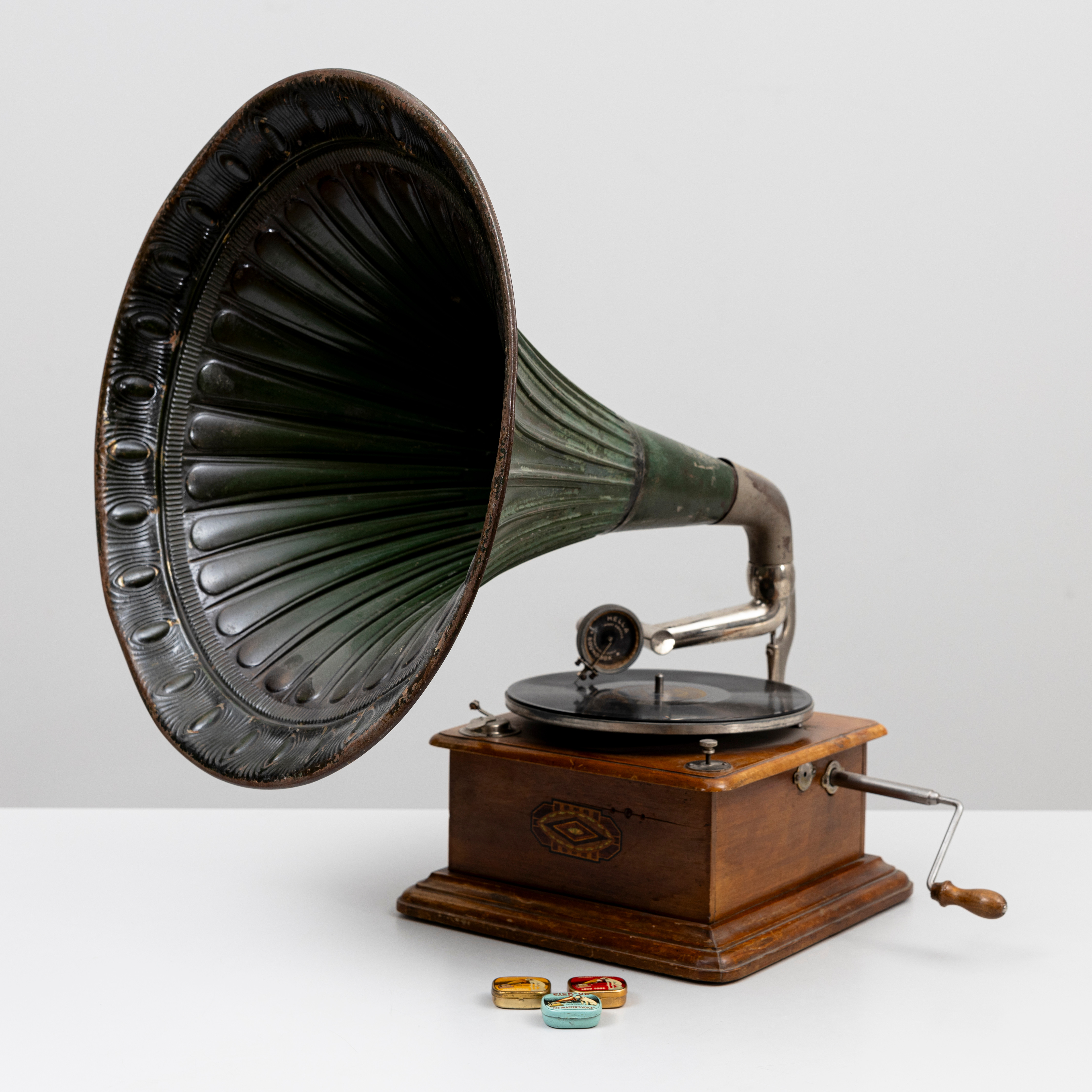 TRATTGRAMMOFON, Hella Soundbox, 1900-talets första hälft.