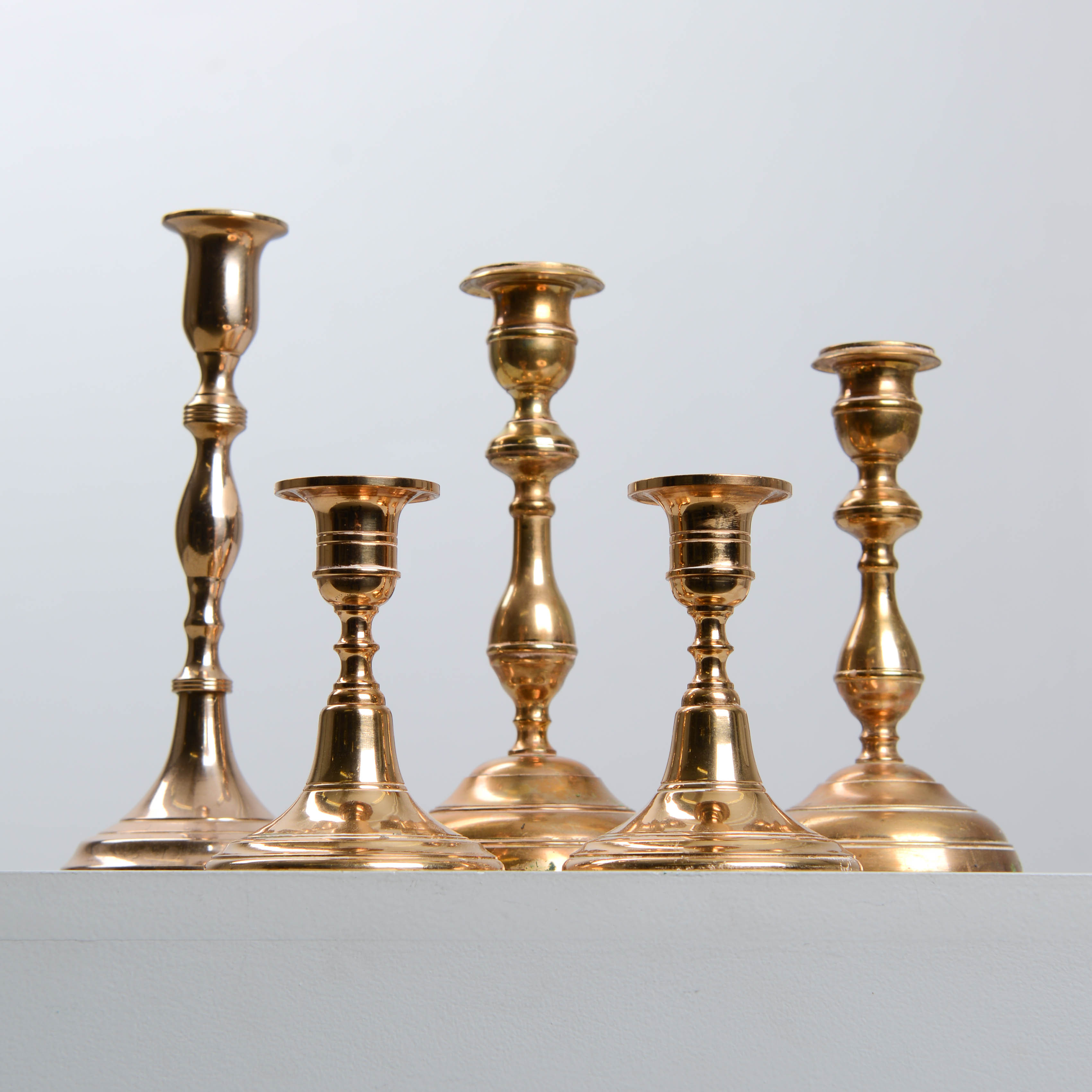 LJUSSTAKAR, 5 st, mässing, bl.a. Scandiamalm & Rydéns malm.