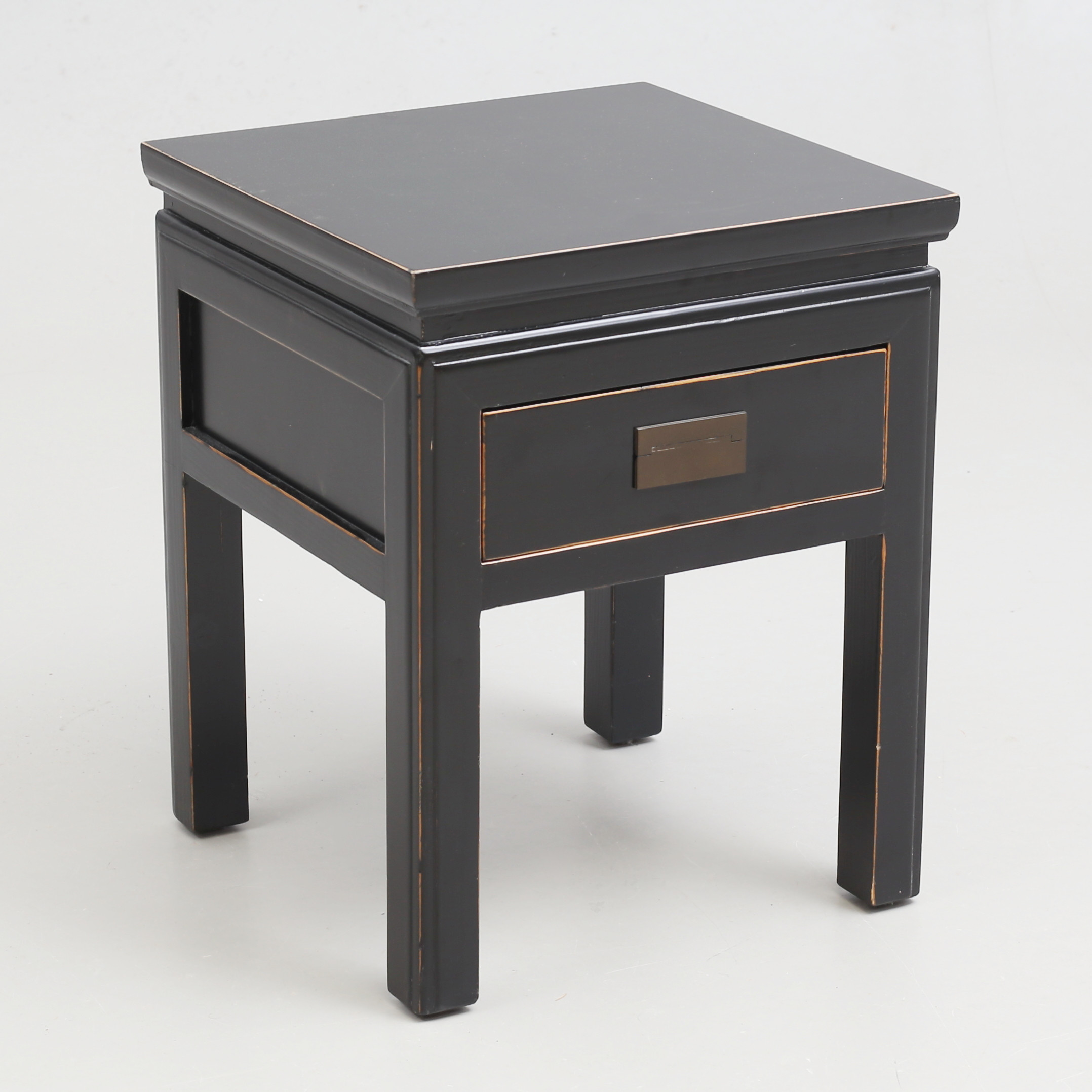 SÄNGBORD, trä, Baazar, Kina, samtida.