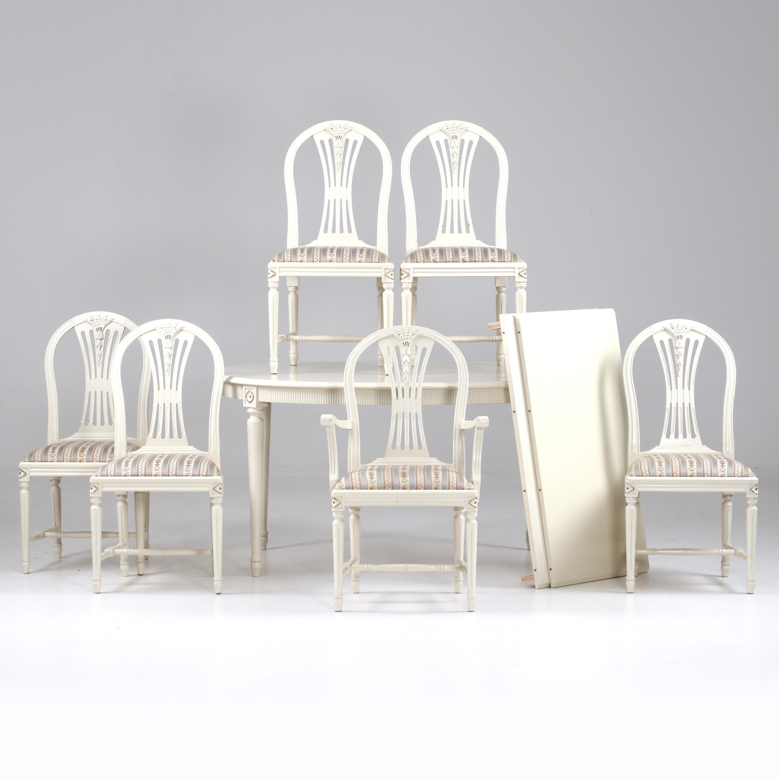 MATGRUPP, 9 delar, "Axet", gustaviansk stil, 1900-talets andra hälft.