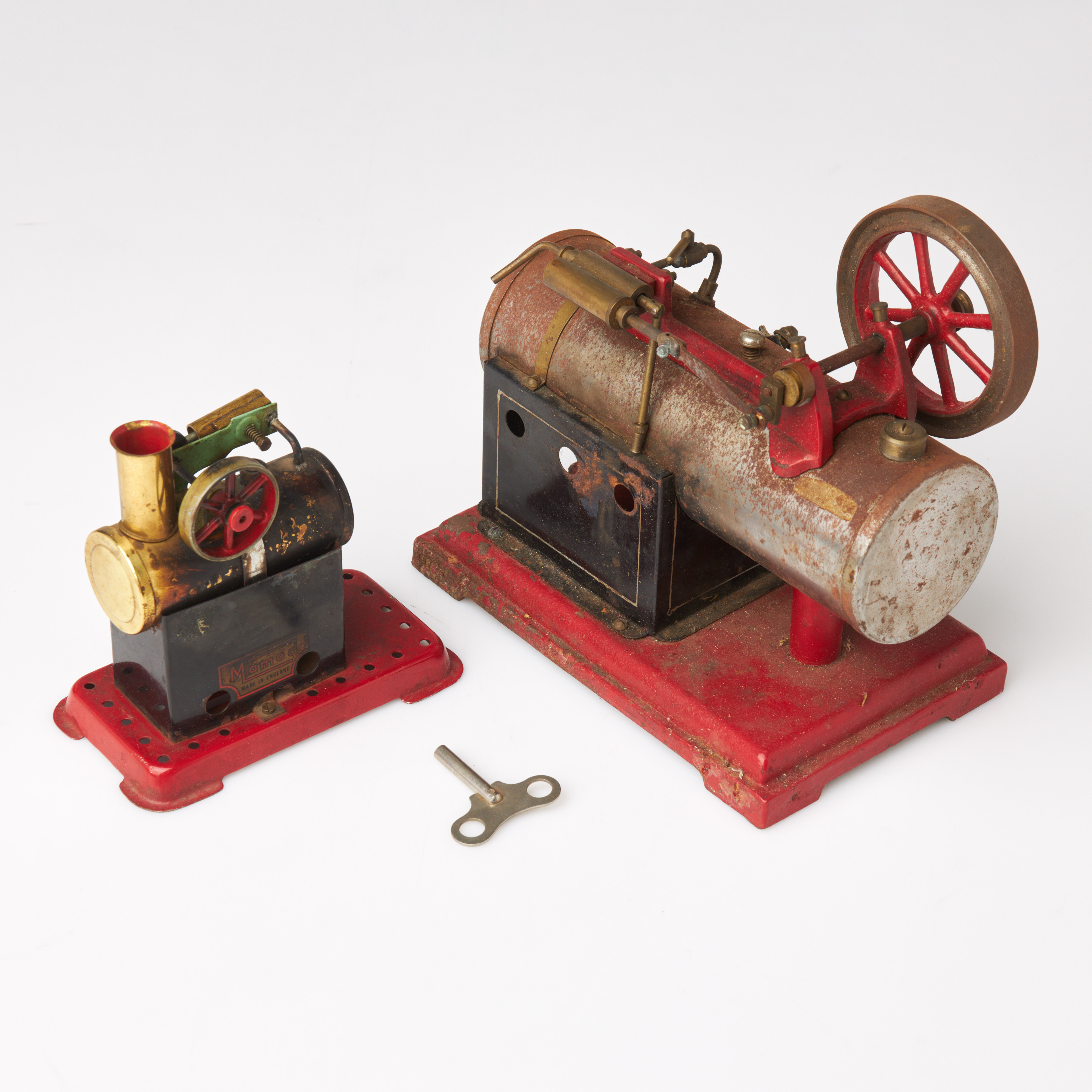 ÅNGMASKINER, 2 st, 1900-talets mitt, varav ena märkt Mamod England.