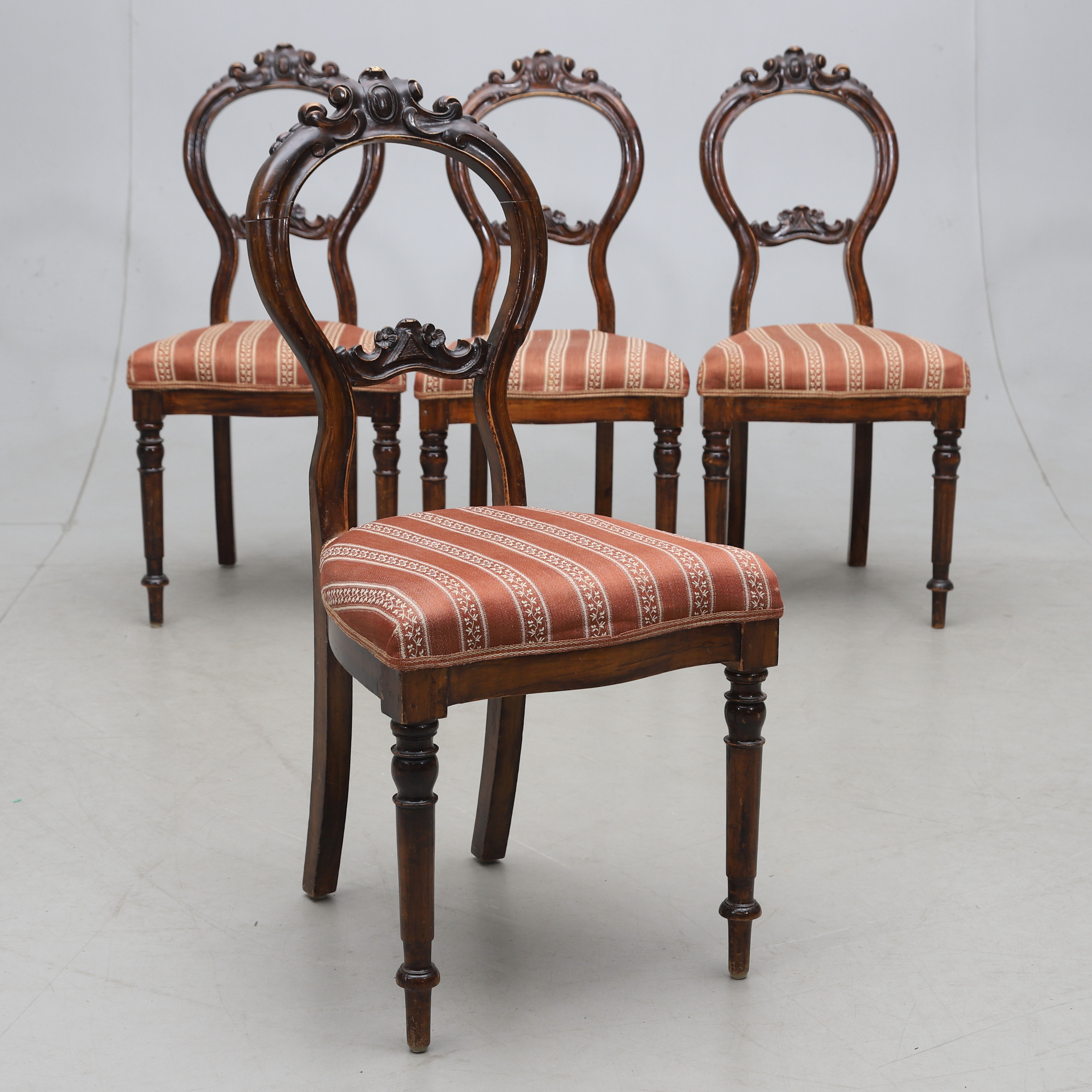 STOLAR, 4 st, nyrokoko, 1800-talets andra hälft.