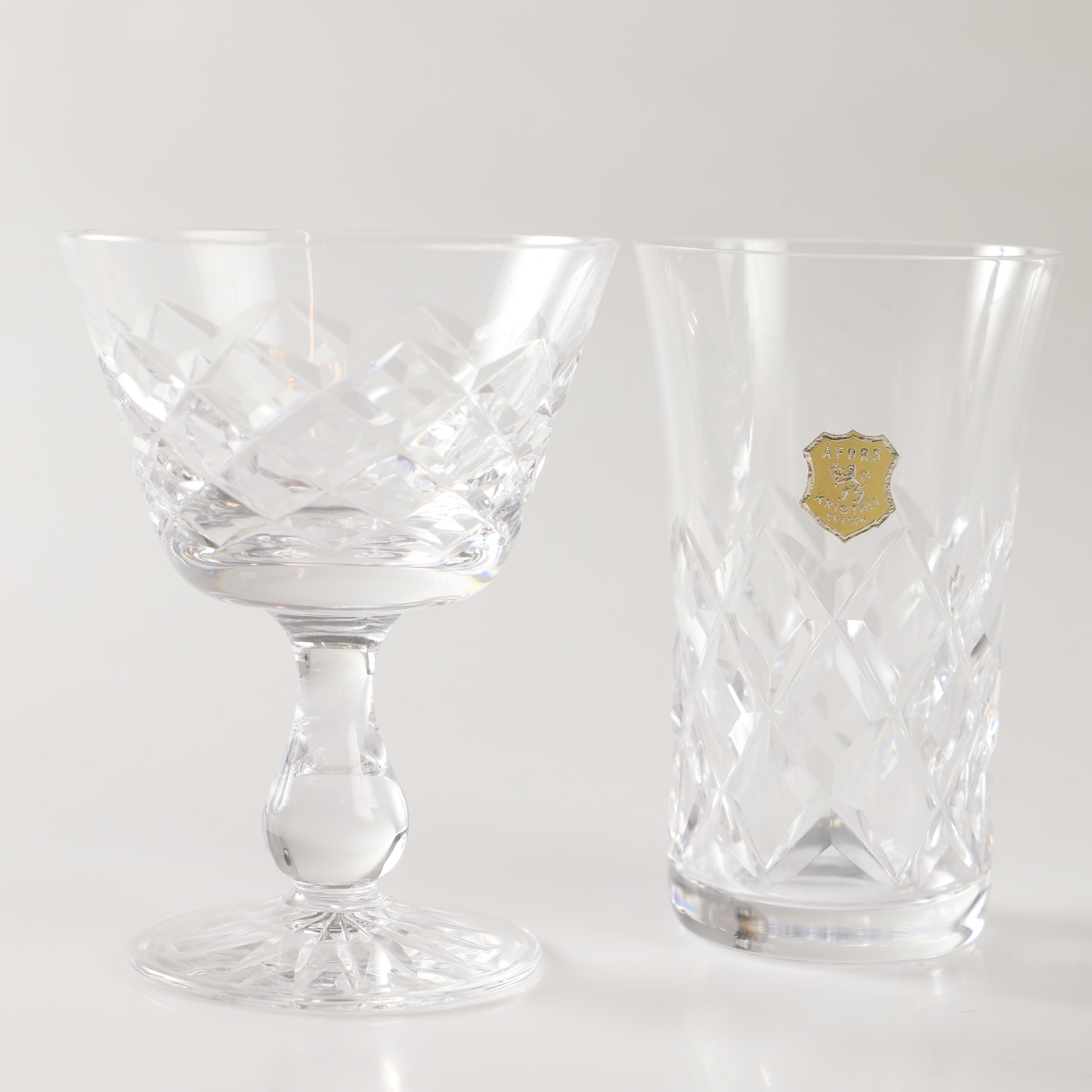 GLASSERVISDELAR, 13 stycken, Åfors Glasbruk, 1900-tal.