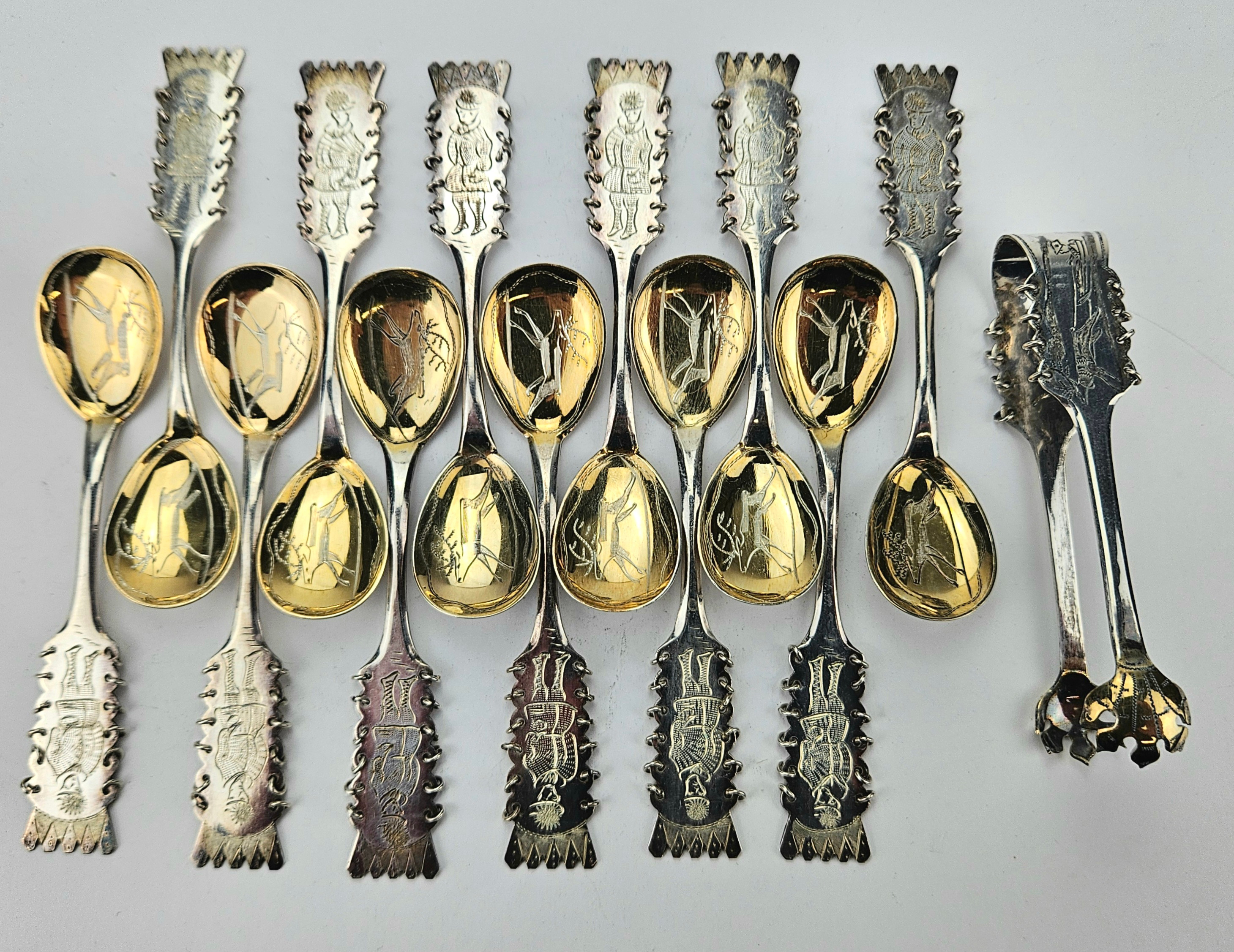 KAFFESKEDAR OCH SOCKERTÅNG, 13 delar, silver, COP, Haparanda, vikt ca. 181 gram.