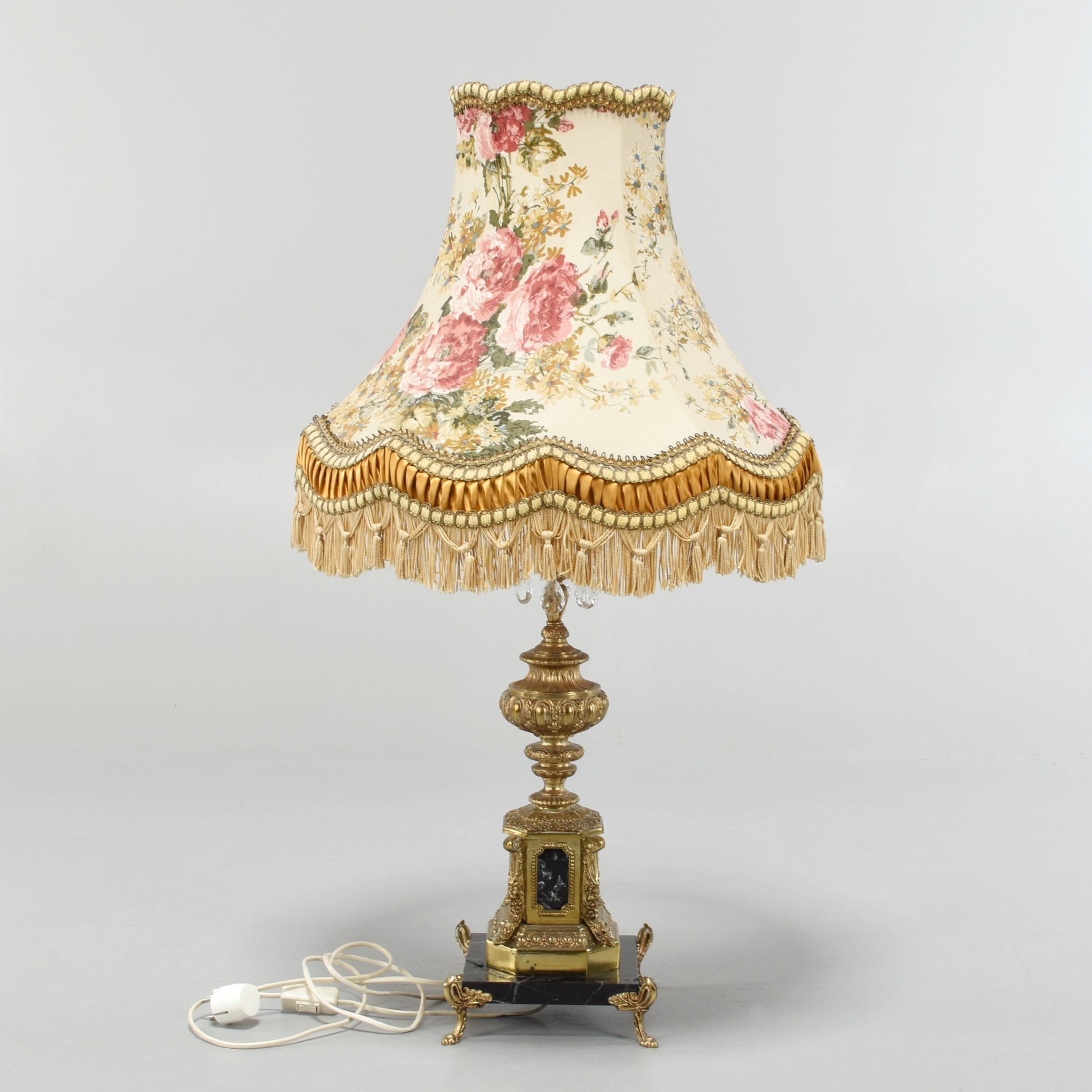 BORDSLAMPA, mässing, sten, prismor, 1900-tal.