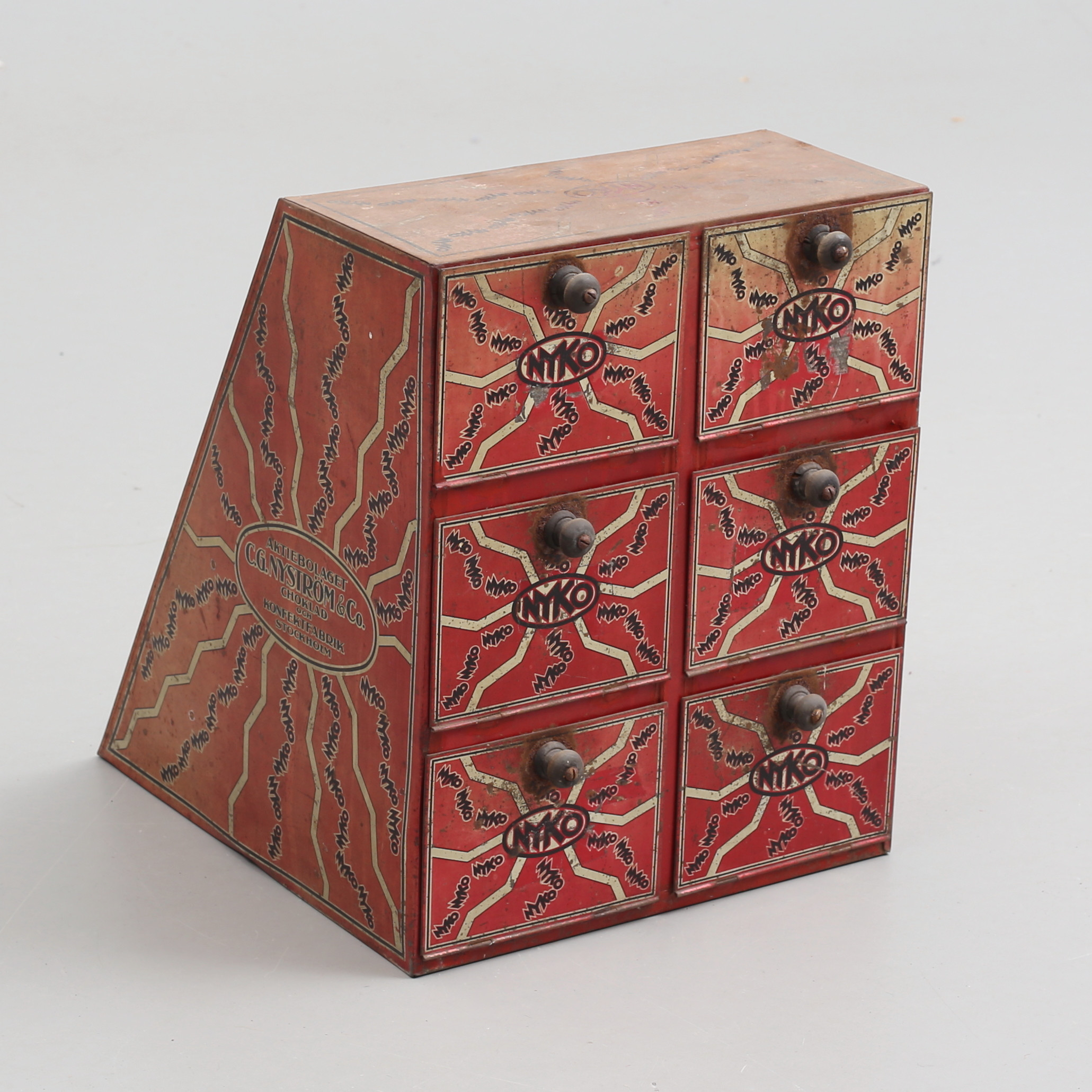 KONFEKTYRSTÄLL, plåt, C.G. Nyström & Co, Stockholm, 1900-talets första hälft.