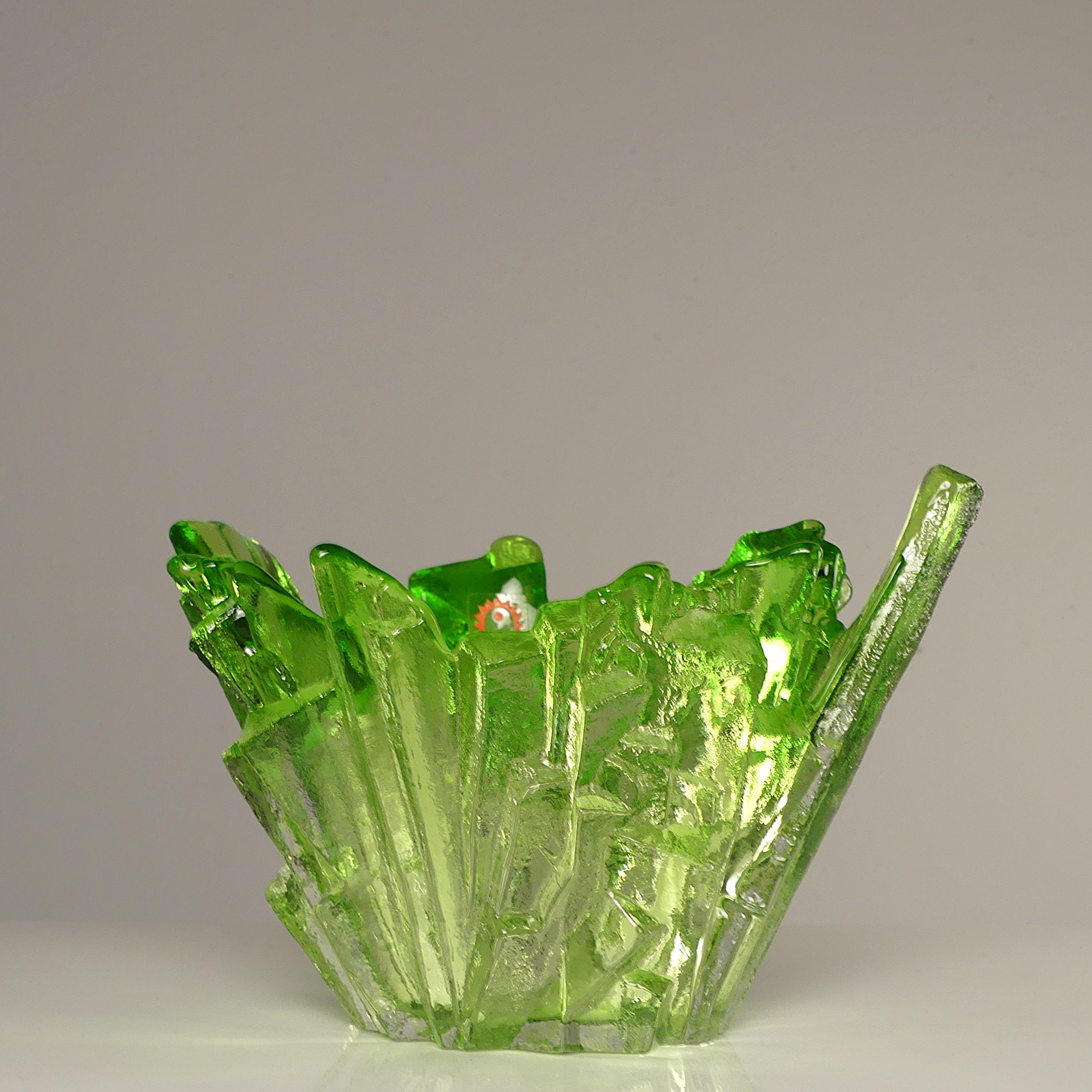 PERTTI SANTALAHTI. skål, Humppila Finland.