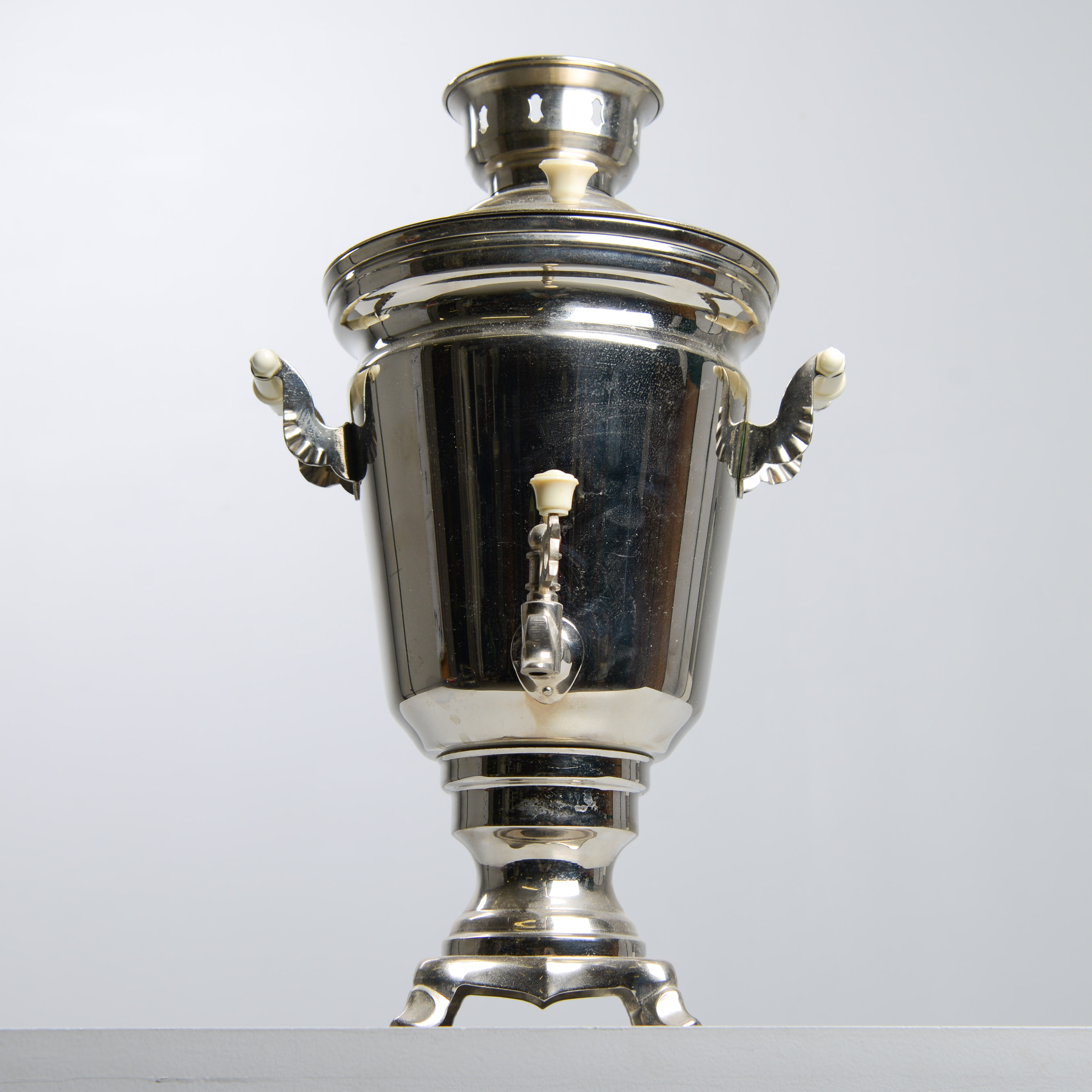 SAMOVAR, vitmetall, elektrisk, USSR, 1986.