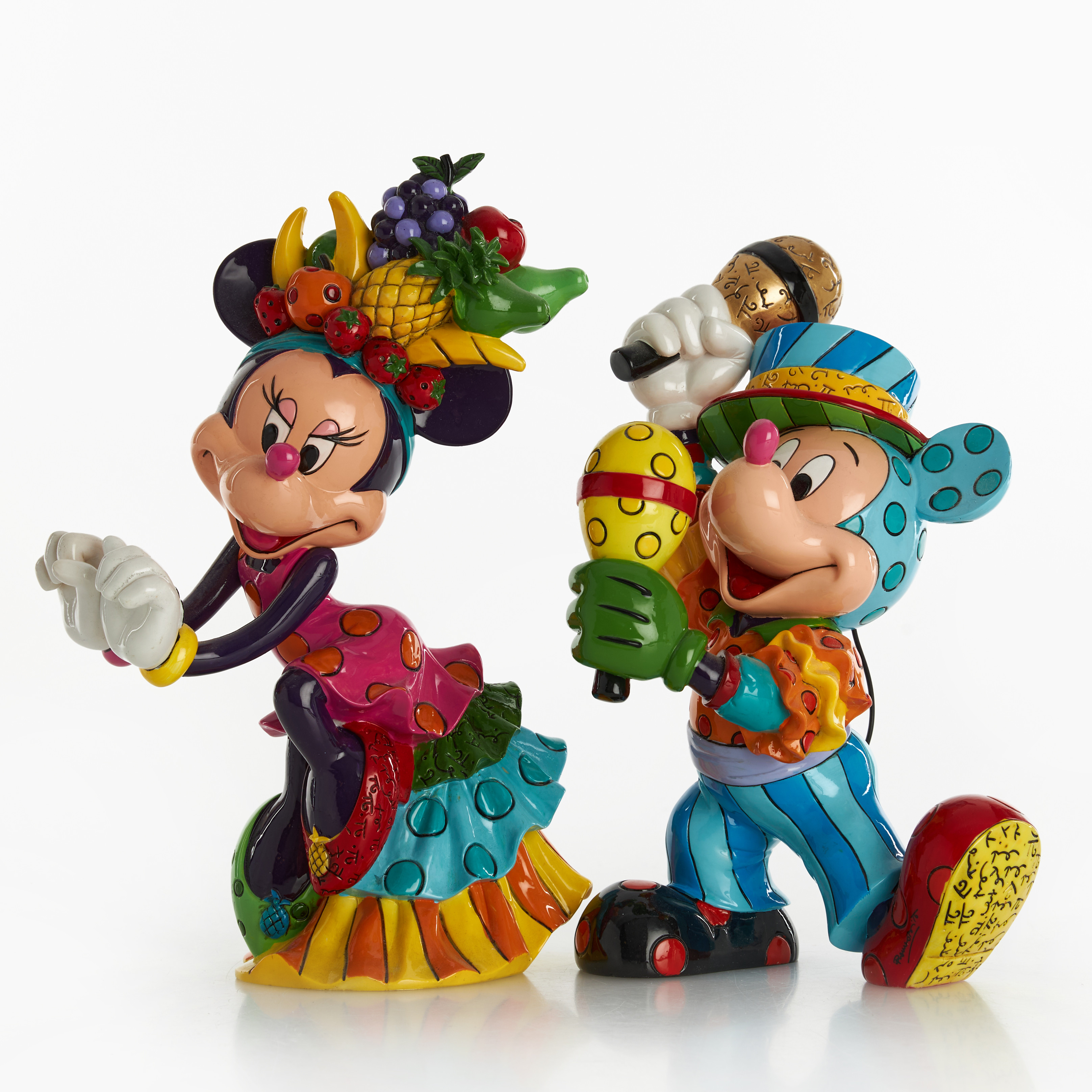 ROMERO BRITTO. Figuriner, 2 st, Disney by Britto, 2013, konstmassa, signerade samt märkta undertill.