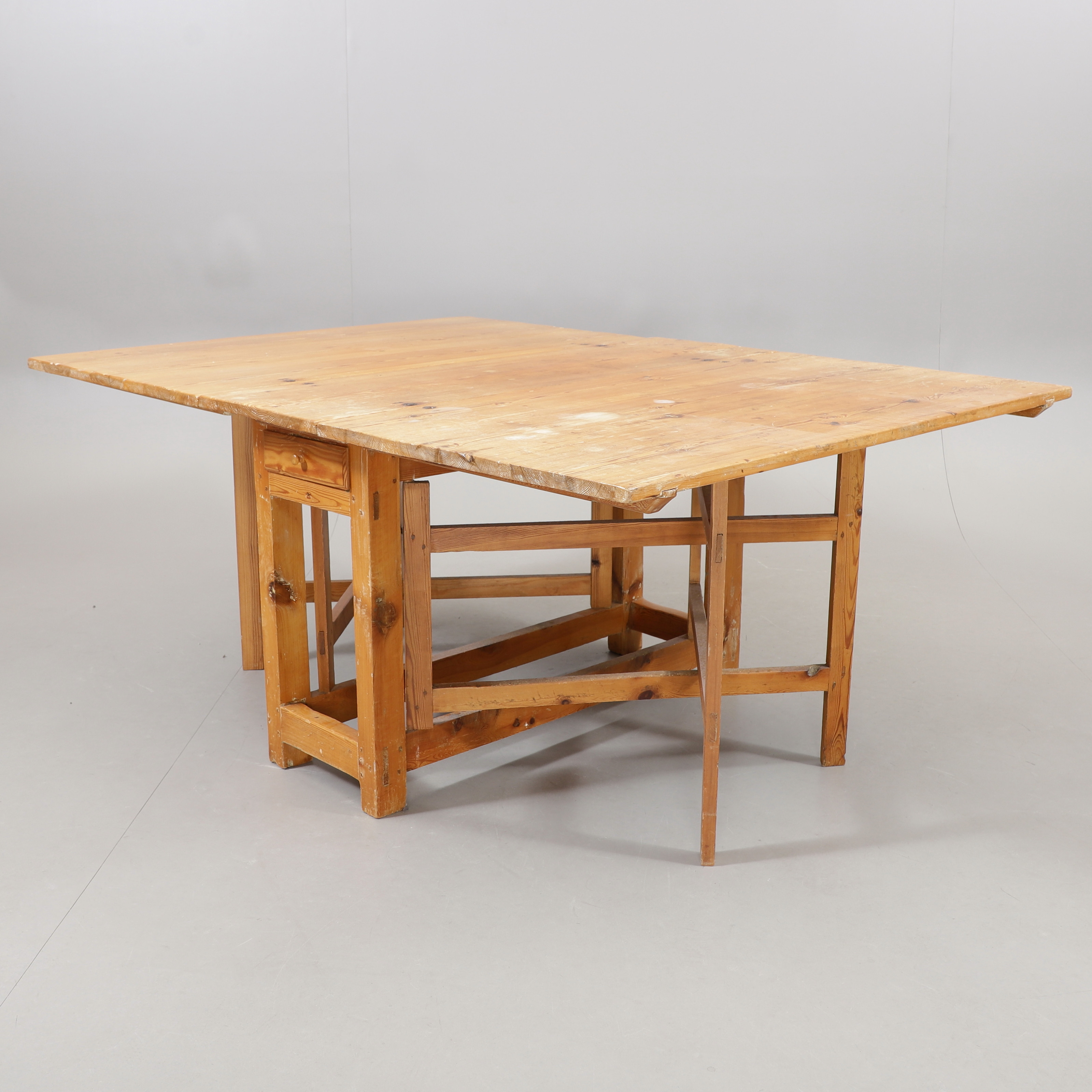 SLAGBORD, furu, 1800/1900-tal.