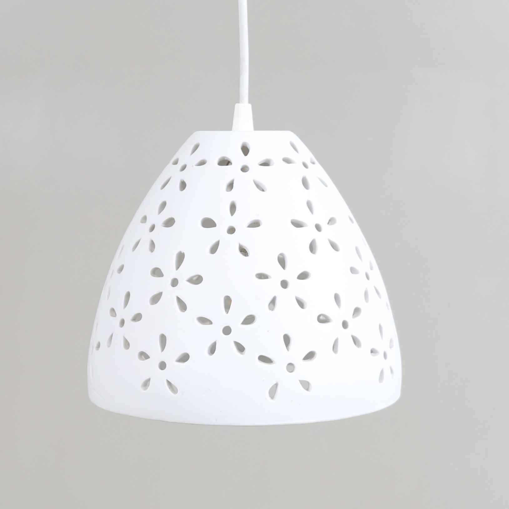 TAKLAMPA, keramik, 1900-/2000-tal.