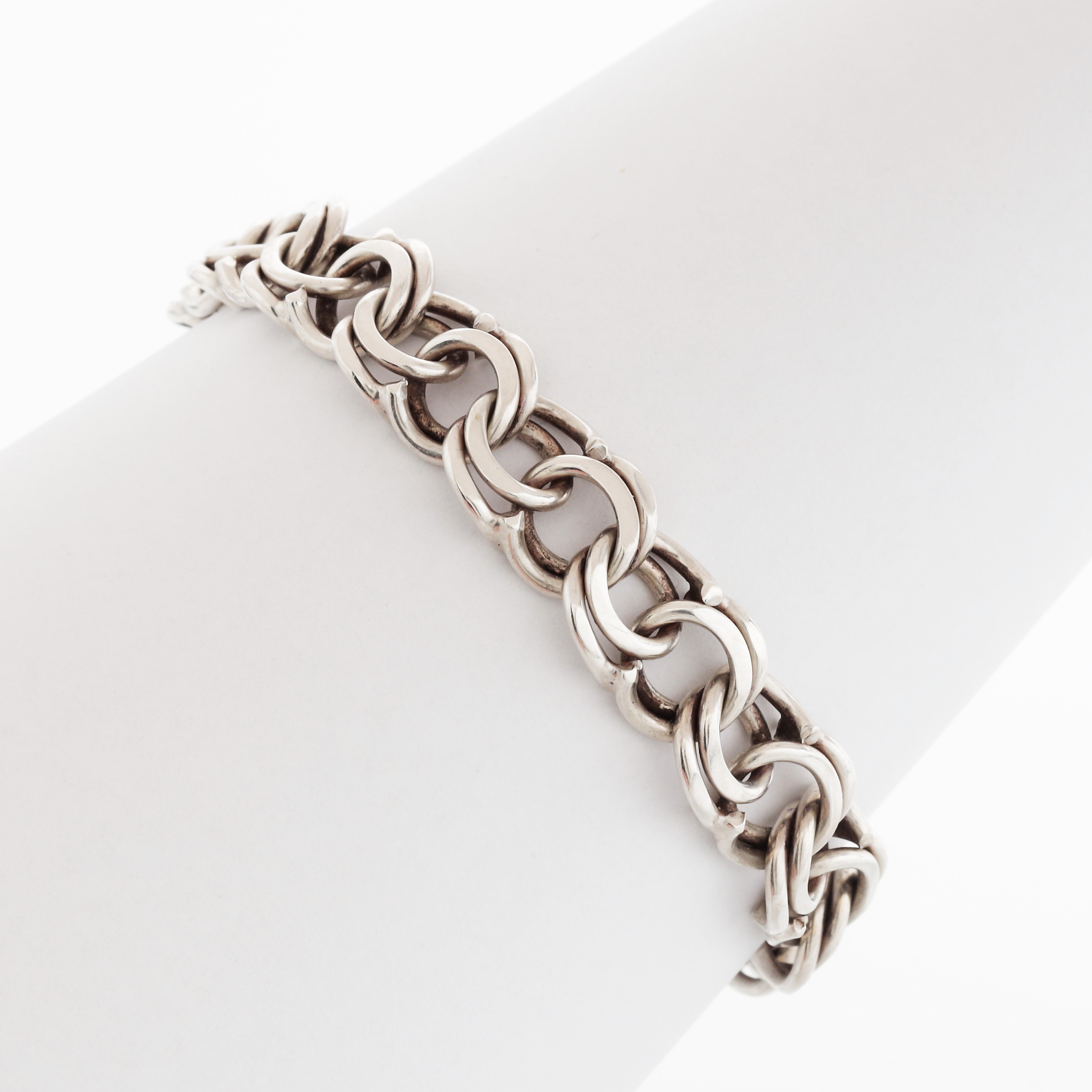 ARMBAND, silver, NSE, Köping, 1968, totalvikt 29 gram.