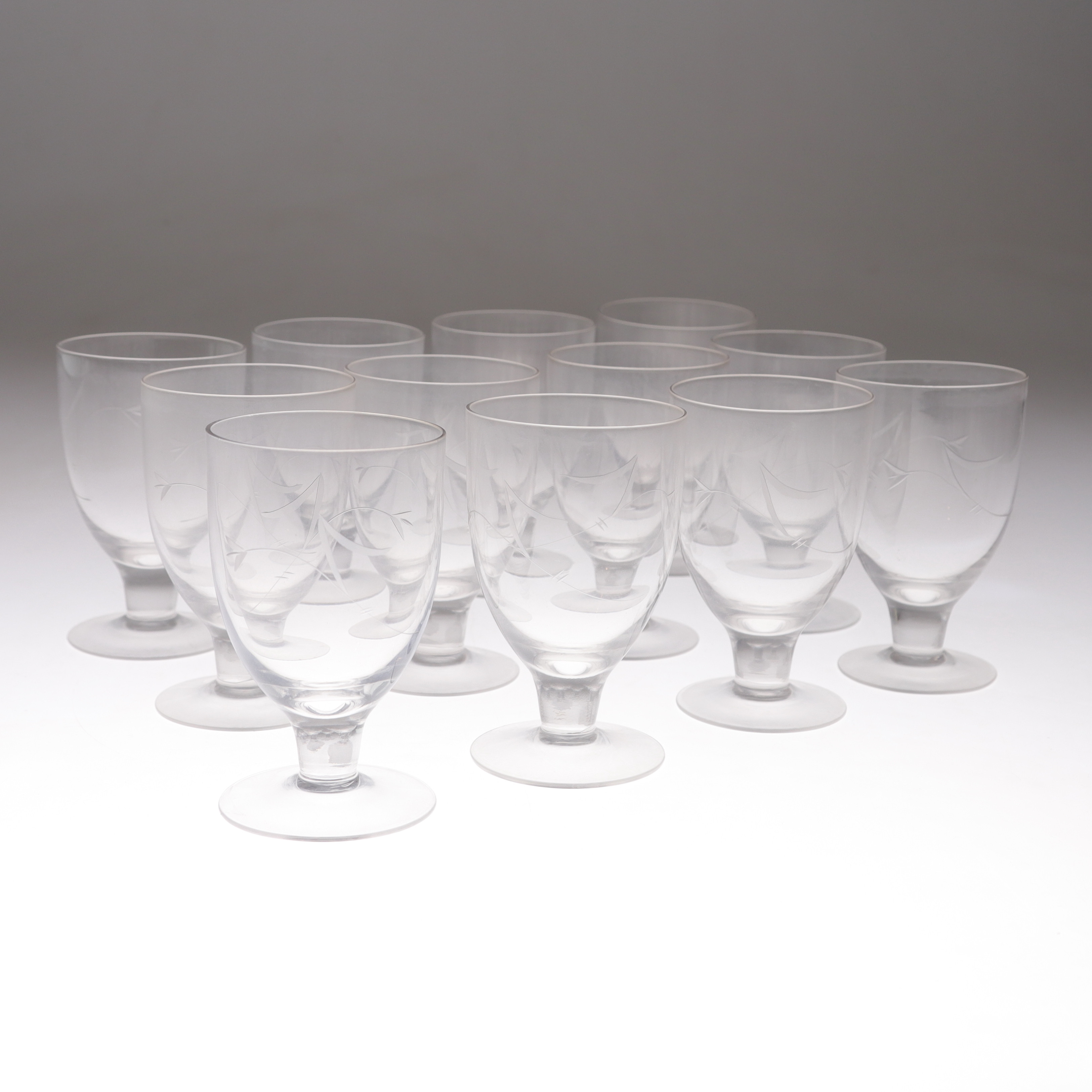 GLAS, 12 st, 1900-talets första hälft.