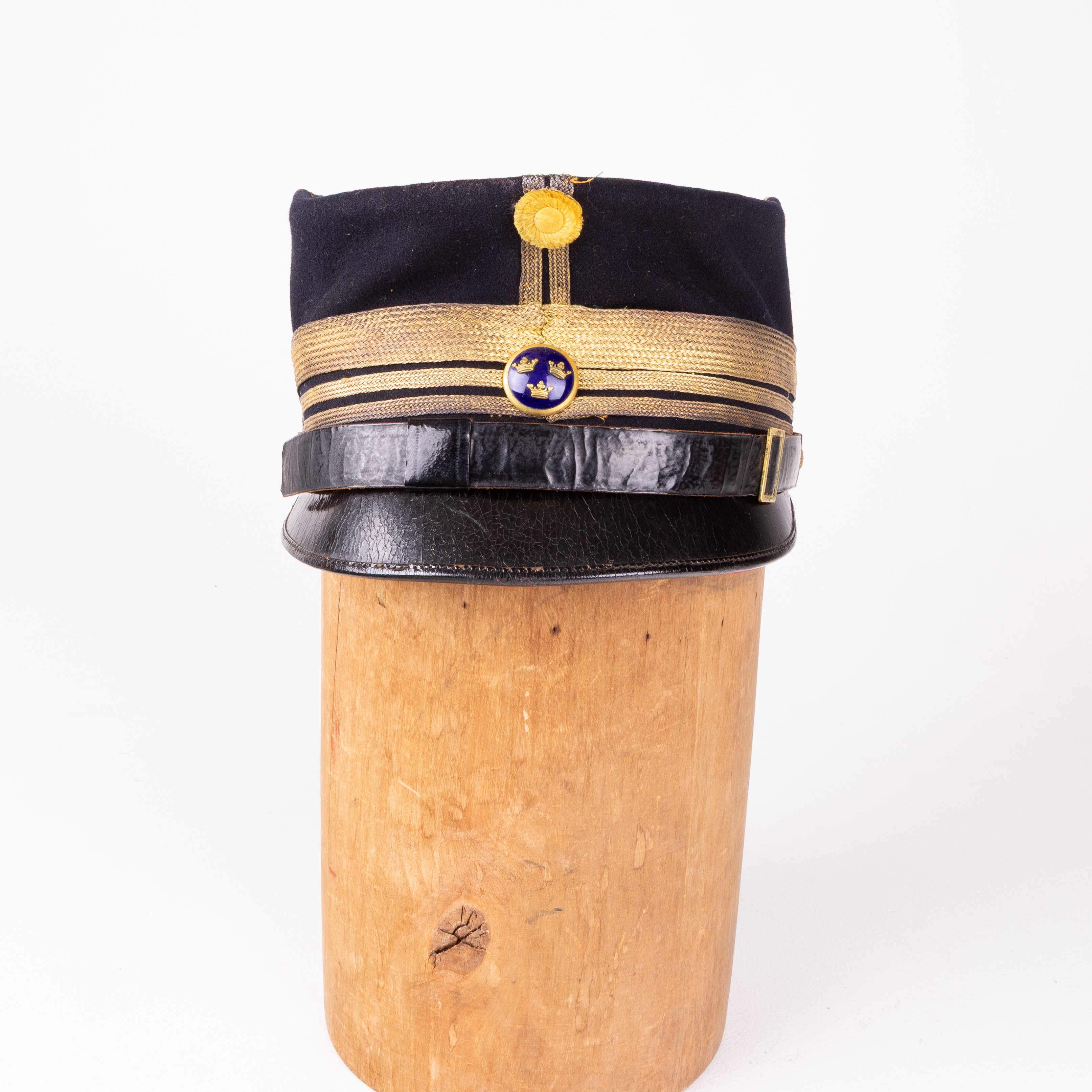 UNIFOMSMÖSSA, m/1865-99 för Överstelöjtnant vid Fortifikationen, Sverige, 1900.