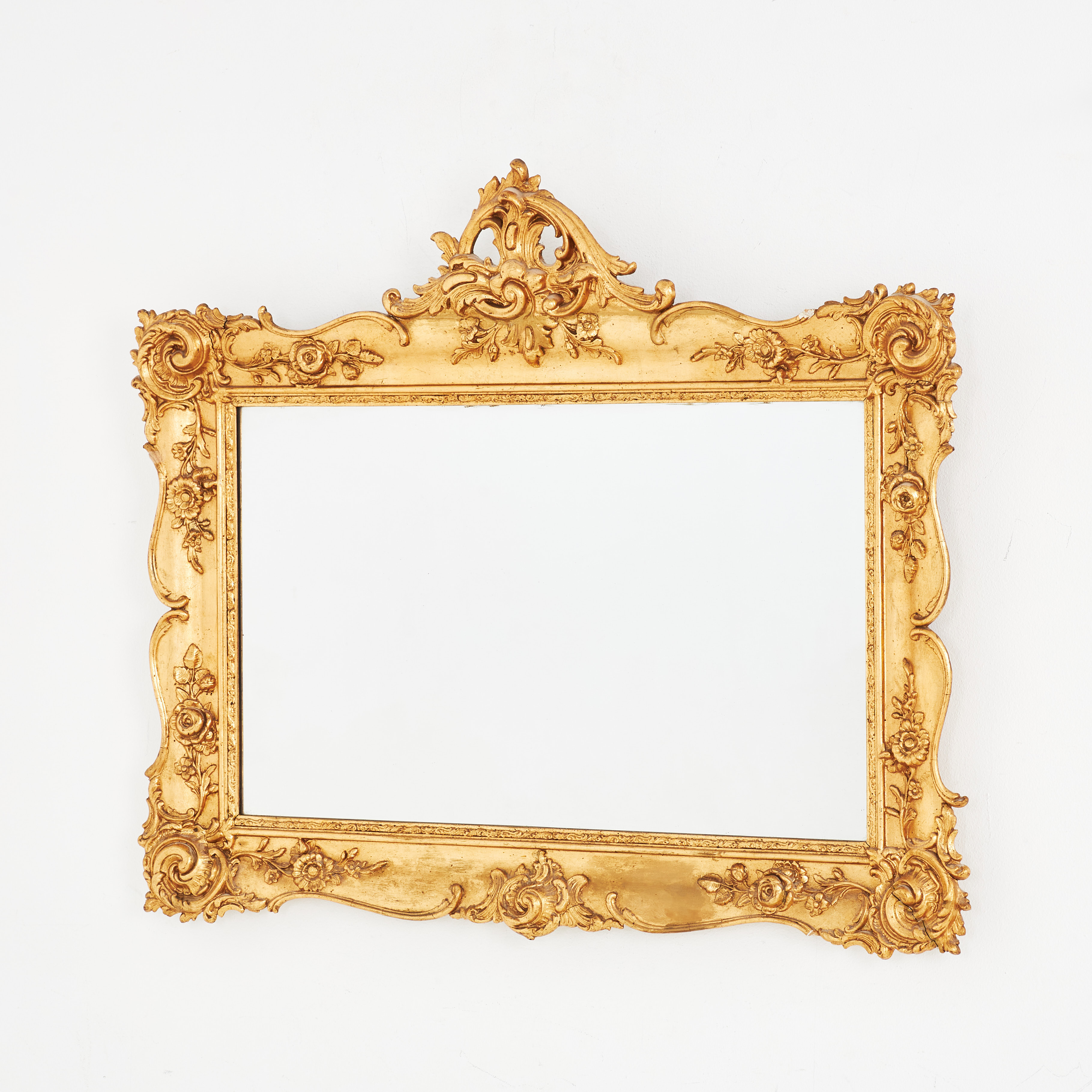 SPEGEL, omkring 1900, pastellage, dekor av rocailer rosor.