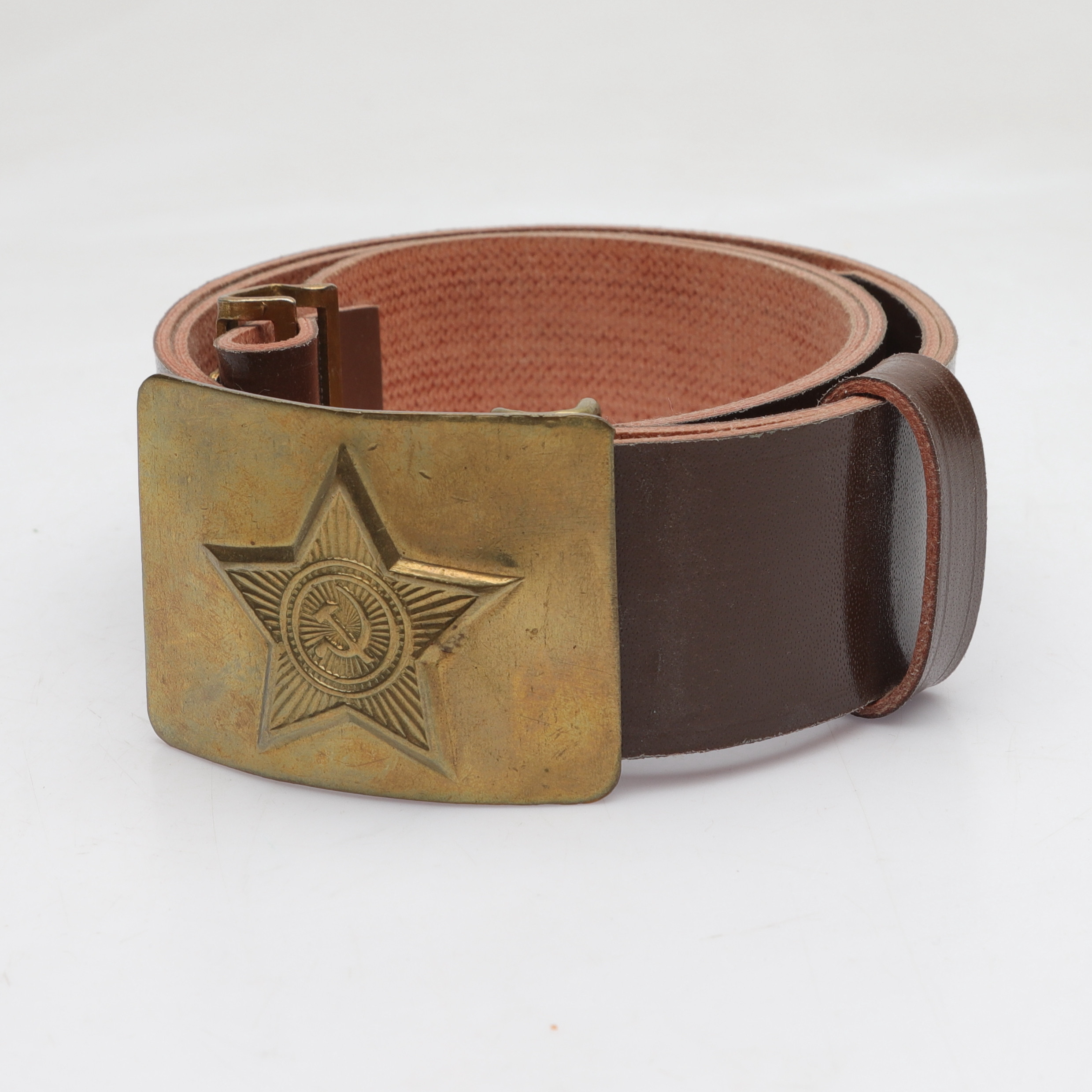 BÄLTE, metall/skinn, Sovjetunionen, 1900-talets andra hälft.