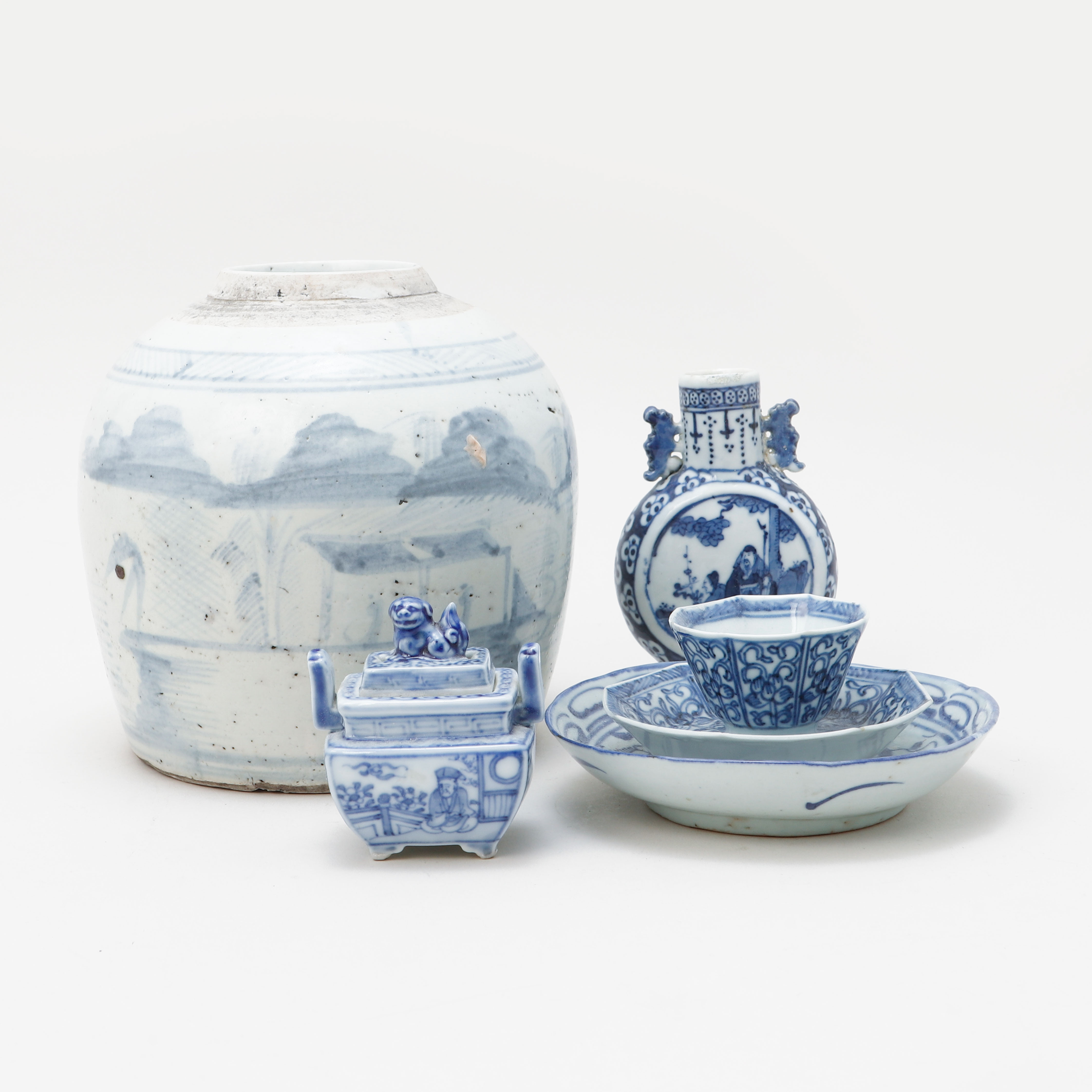 PORSLINSFÖREMÅL, 6 delar, mestadels Kina.