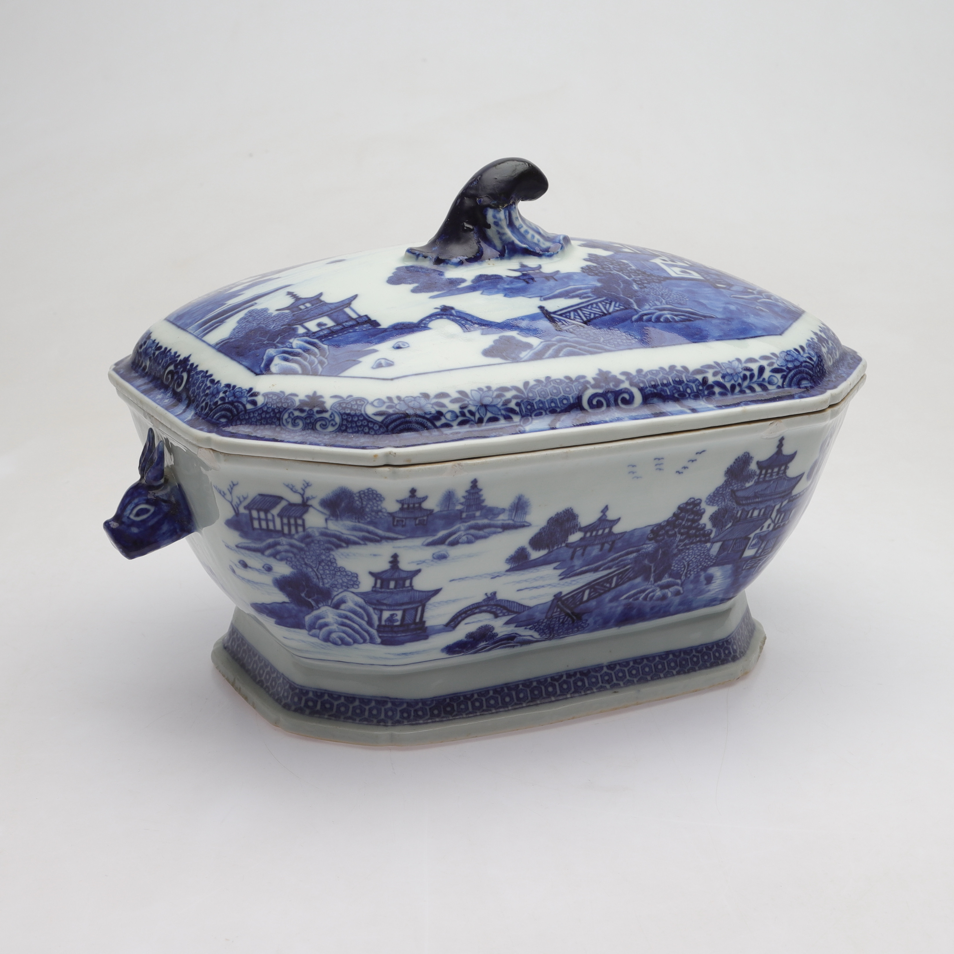 TERRIN, porslin, Qianlong, Kina, 1700-tal.