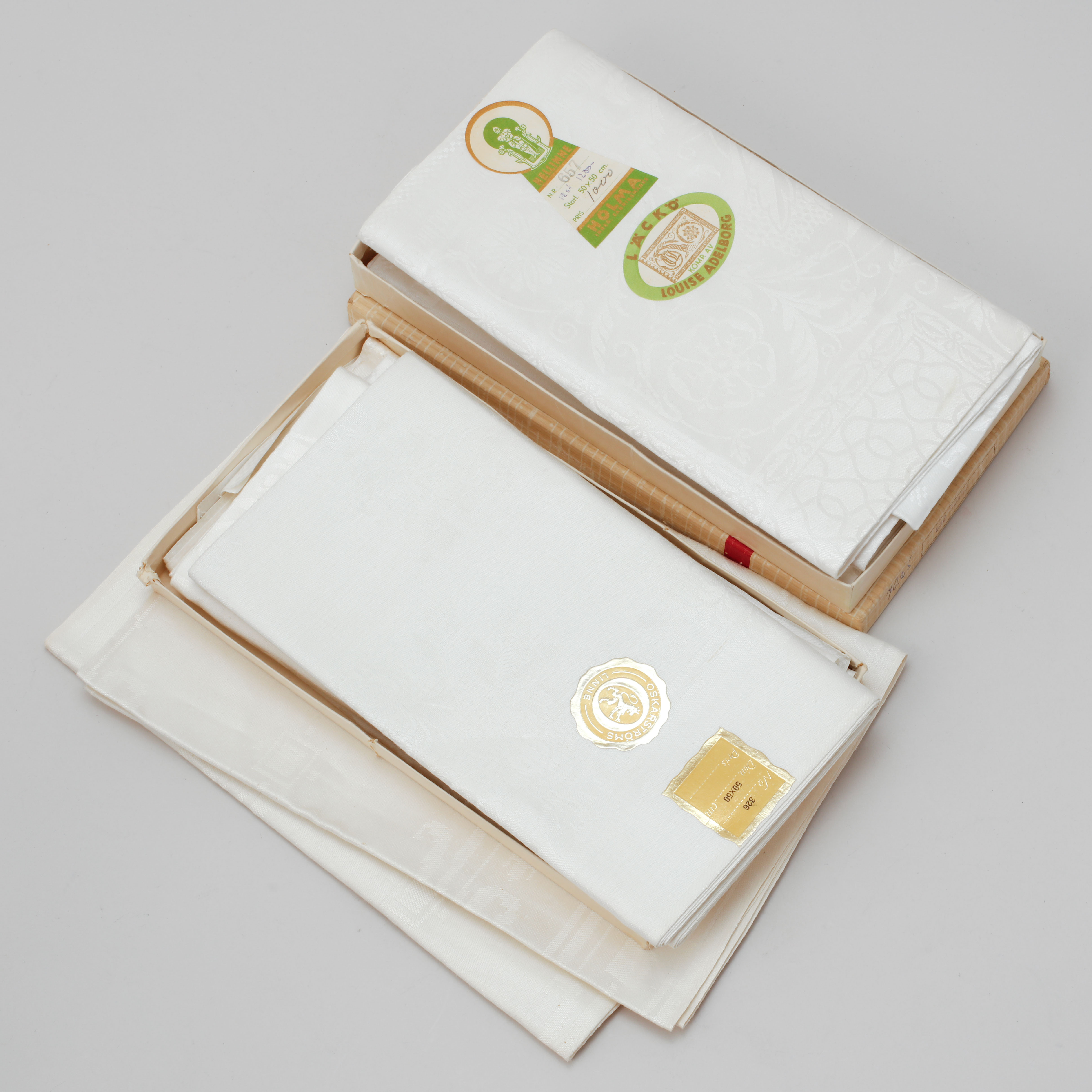 LINNESERVETTER, 40 stycken, olika modeller.